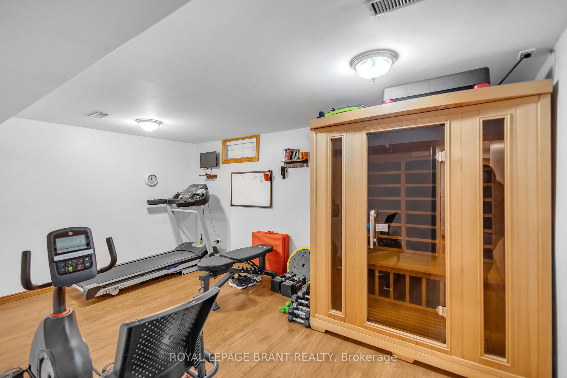 Photo 37 of 490 Devonshire Avenue, Woodstock, Woodstock - North — HOMEH