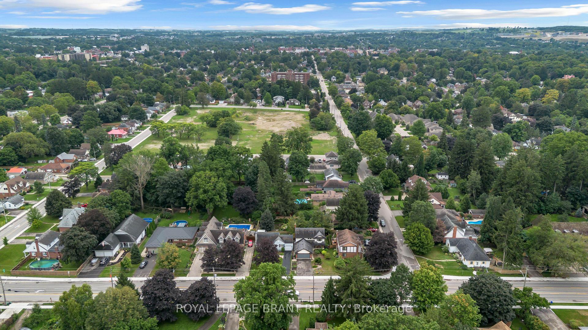 Photo 58 of 490 Devonshire Avenue, Woodstock, Woodstock - North — HOMEH