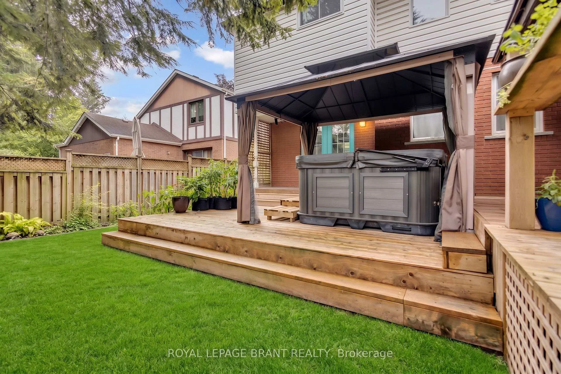 Photo 46 of 490 Devonshire Avenue, Woodstock, Woodstock - North — HOMEH