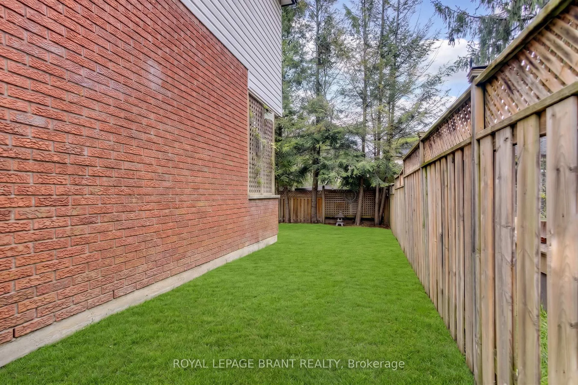 Photo 56 of 490 Devonshire Avenue, Woodstock, Woodstock - North — HOMEH