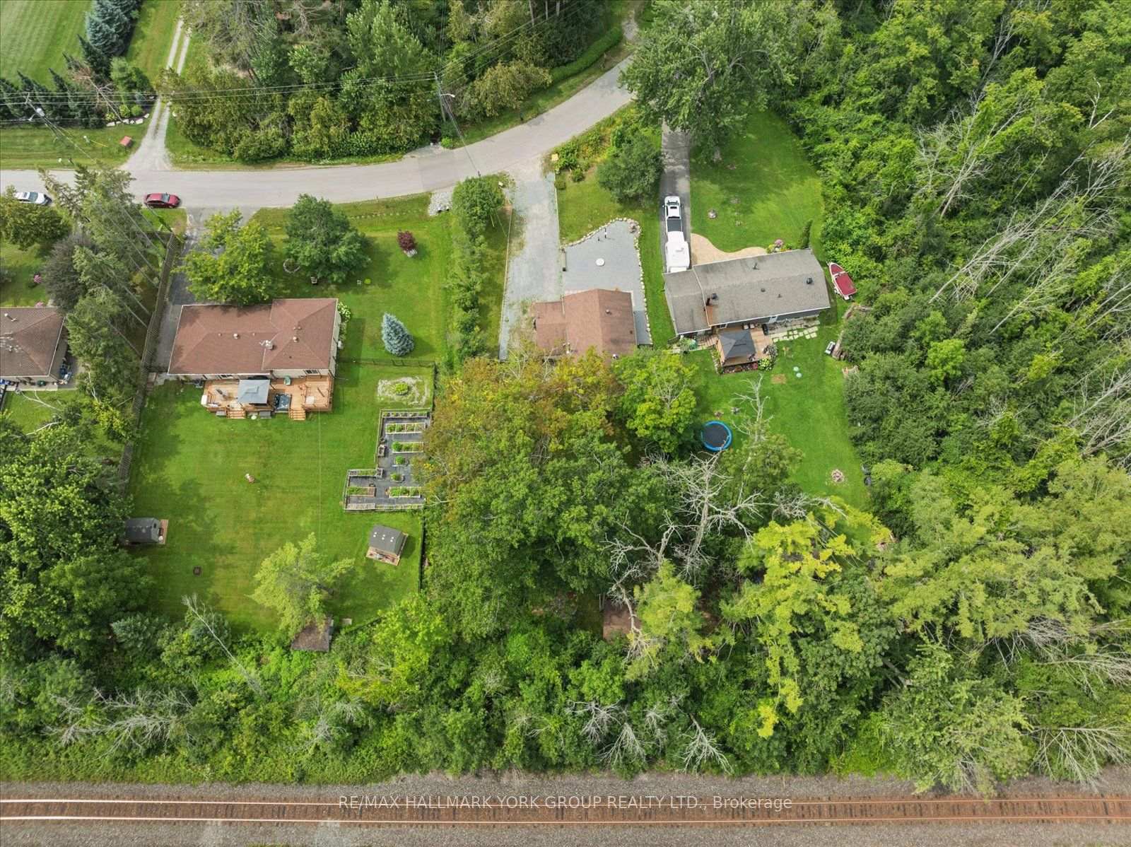 Photo 38 of 25765 Maple Beach Road, Brock, Rural Brock — HOMEH