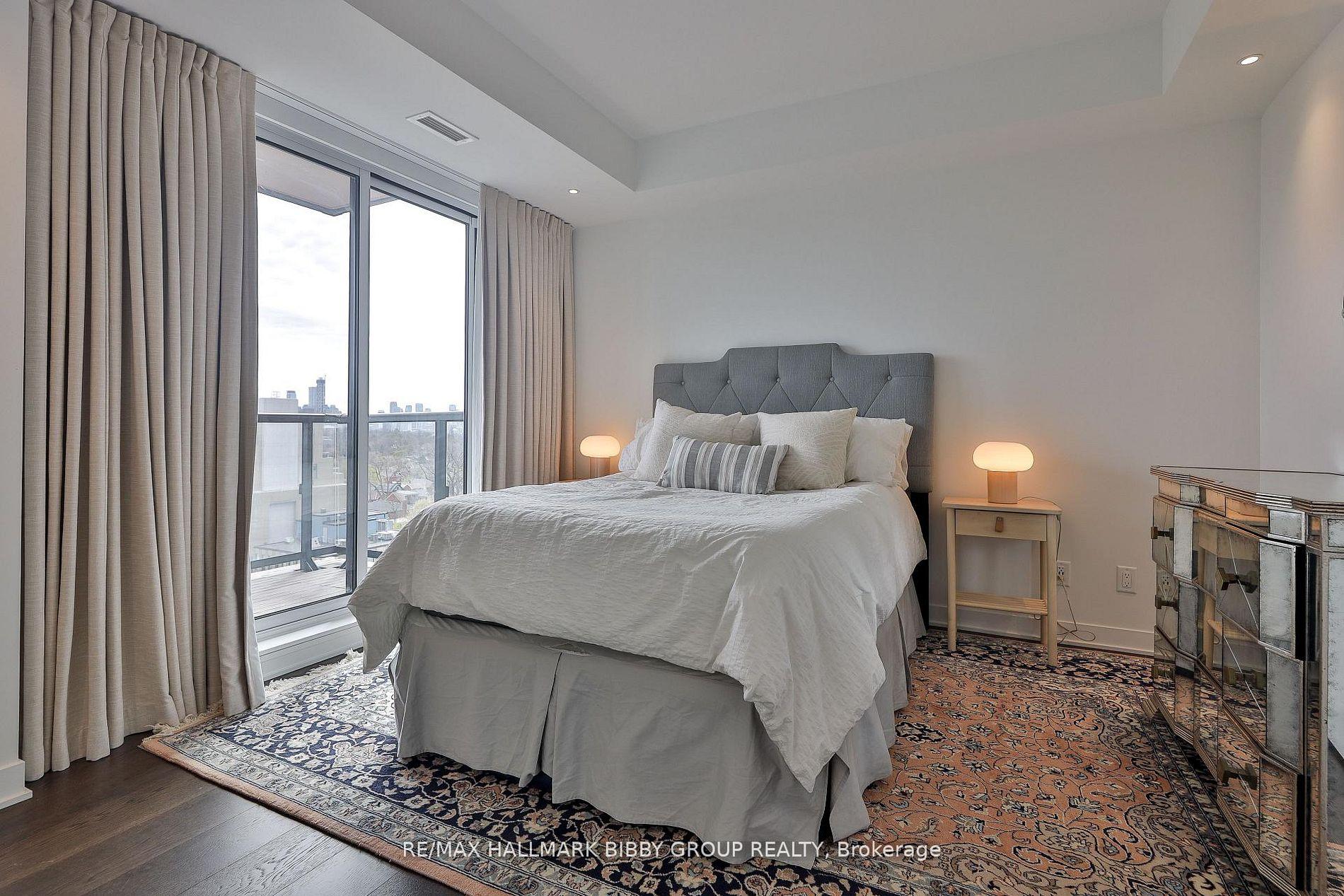Photo 25 of Unit 1105, 185 Alberta Avenue, Toronto, Oakwood Village — HOMEH