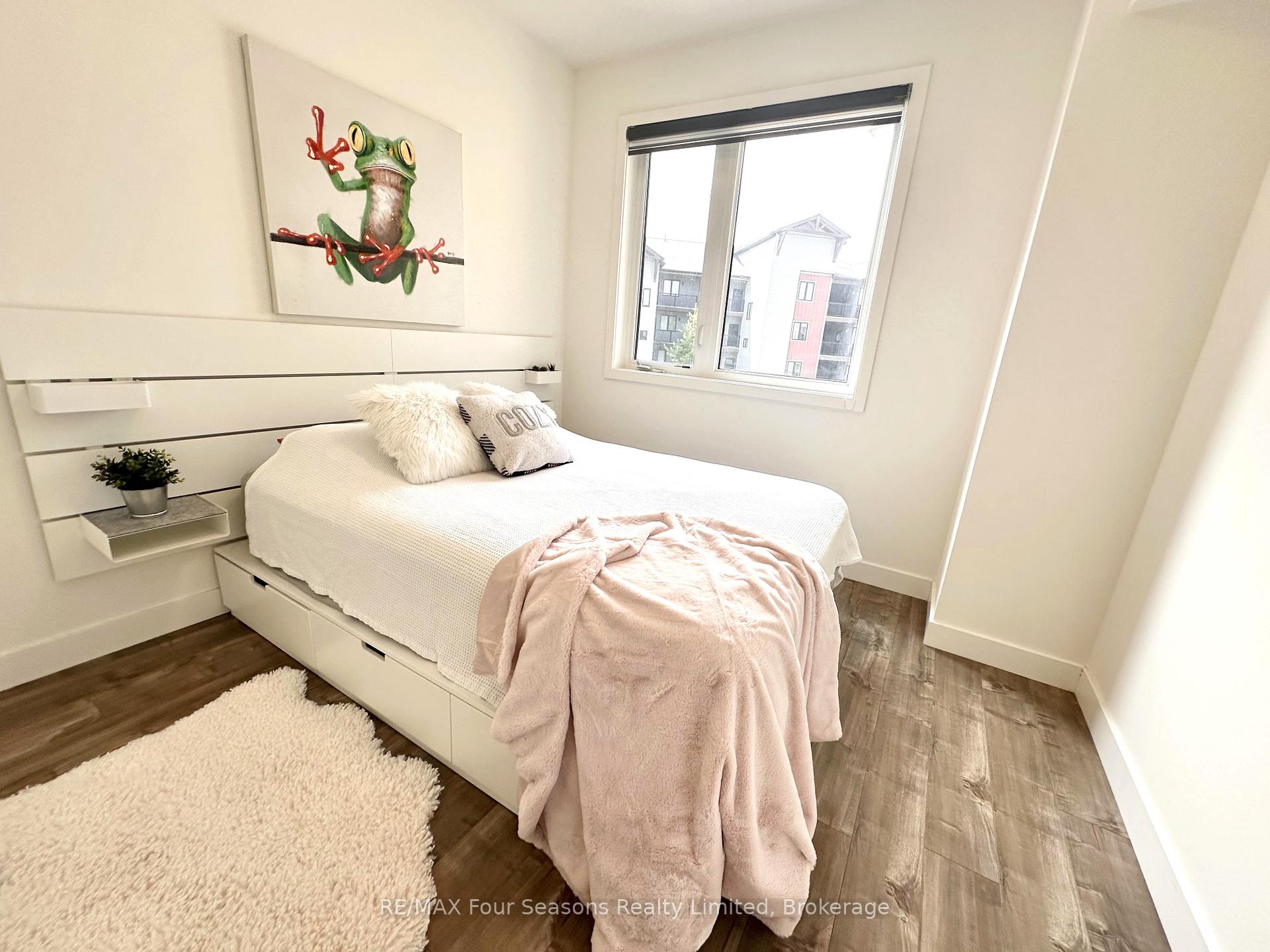 Photo 10 of Unit 303, 10 Beausoleil Lane, Blue Mountains — HOMEH