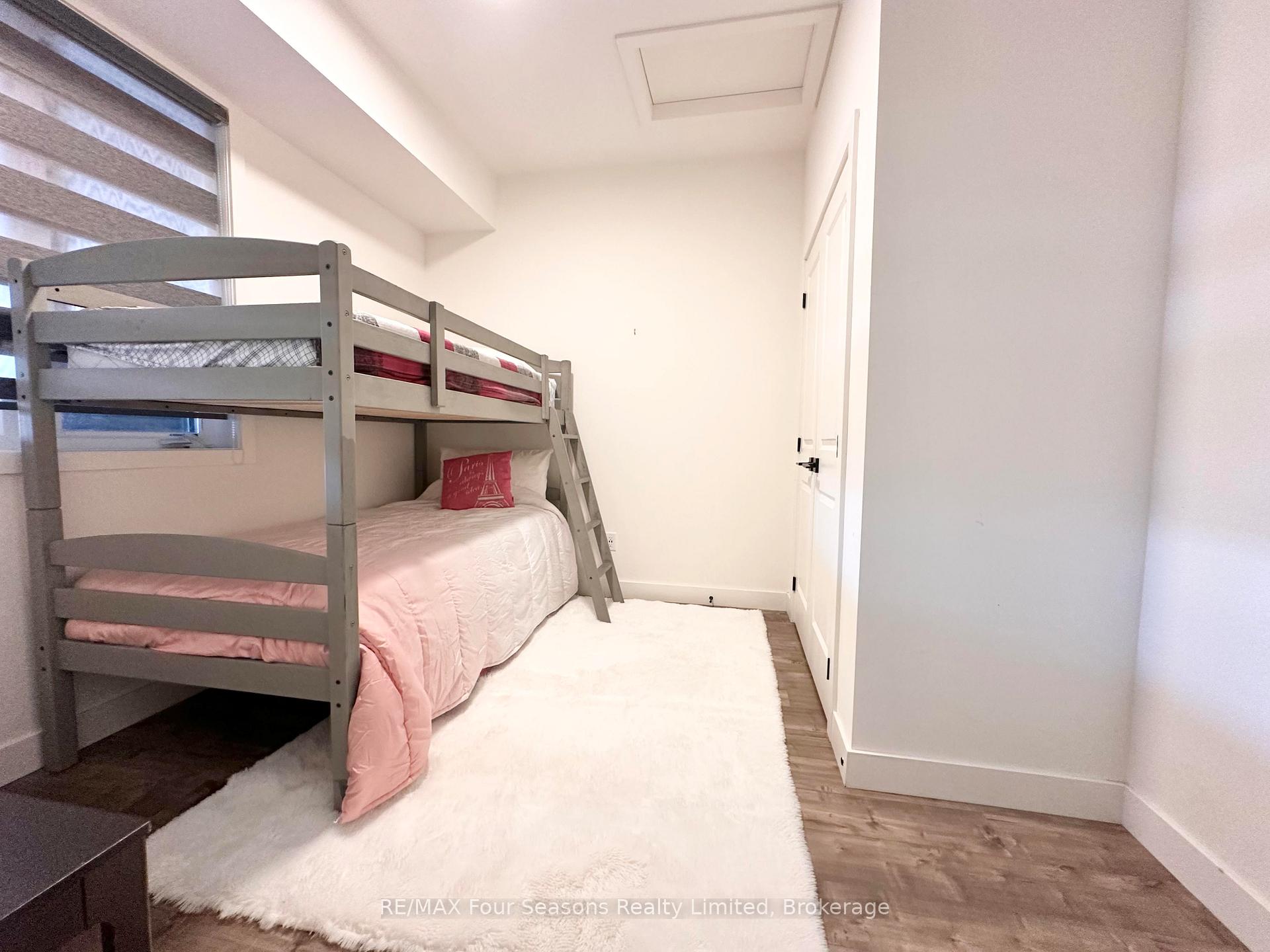 Photo 11 of Unit 303, 10 Beausoleil Lane, Blue Mountains — HOMEH