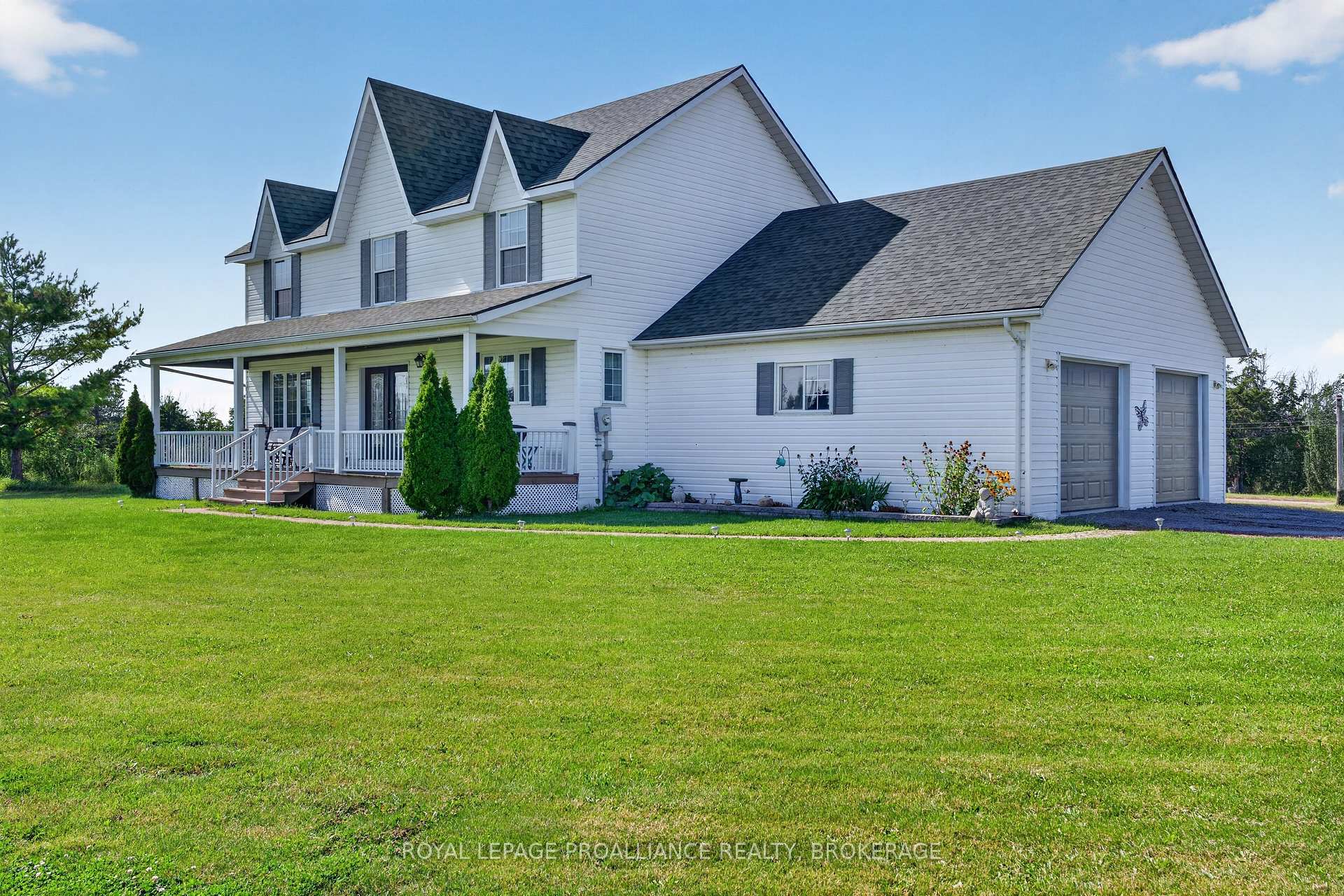 Photo 3 of 867 Millhaven Road, Loyalist, Lennox and Addington - South — HOMEH