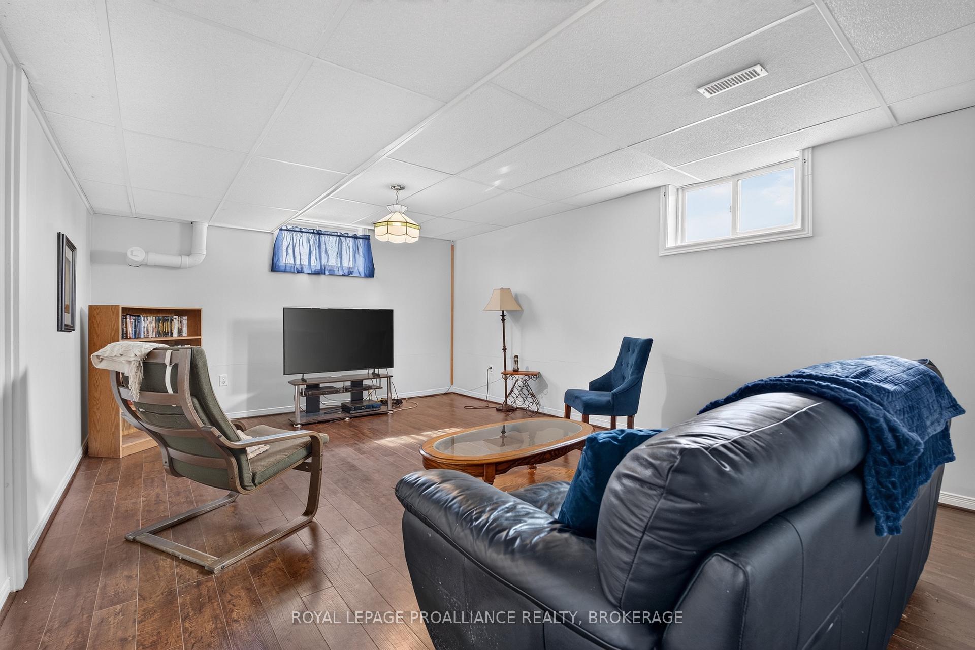 Photo 18 of 867 Millhaven Road, Loyalist, Lennox and Addington - South — HOMEH