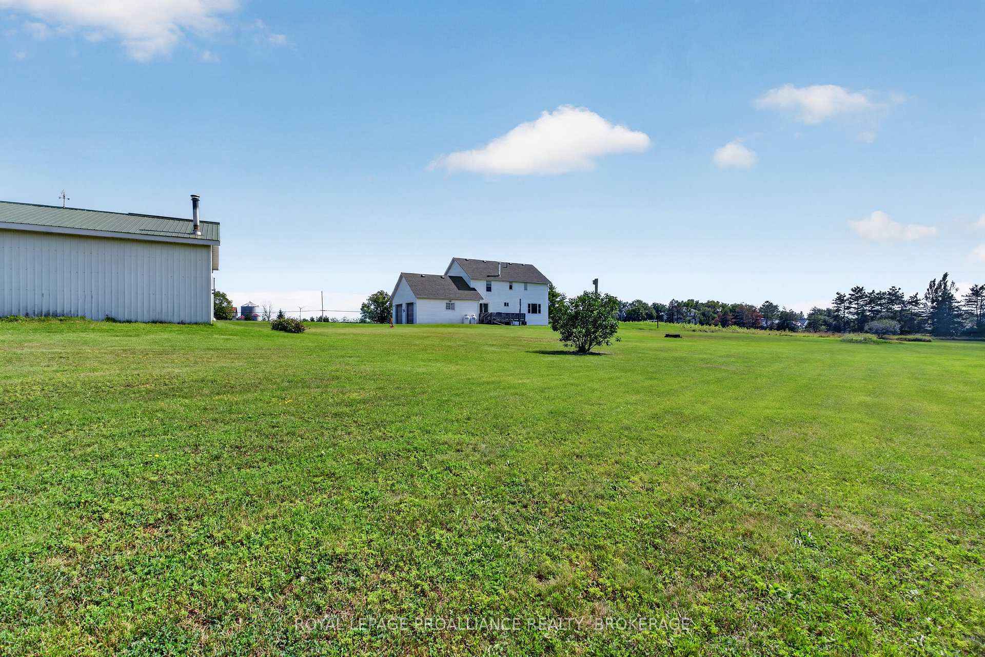Photo 30 of 867 Millhaven Road, Loyalist, Lennox and Addington - South — HOMEH