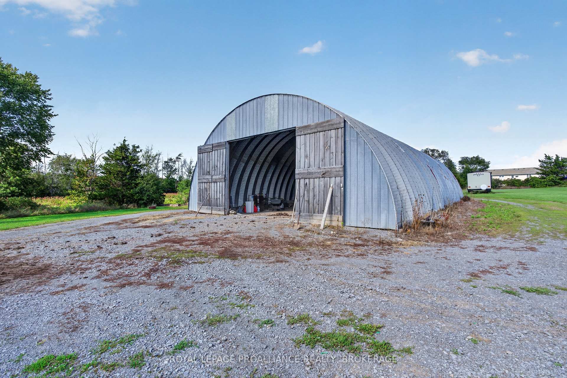 Photo 34 of 867 Millhaven Road, Loyalist, Lennox and Addington - South — HOMEH