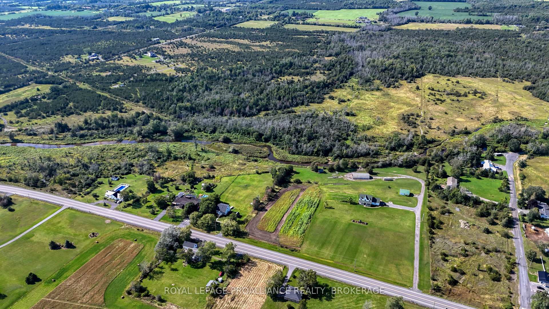 Photo 39 of 867 Millhaven Road, Loyalist, Lennox and Addington - South — HOMEH