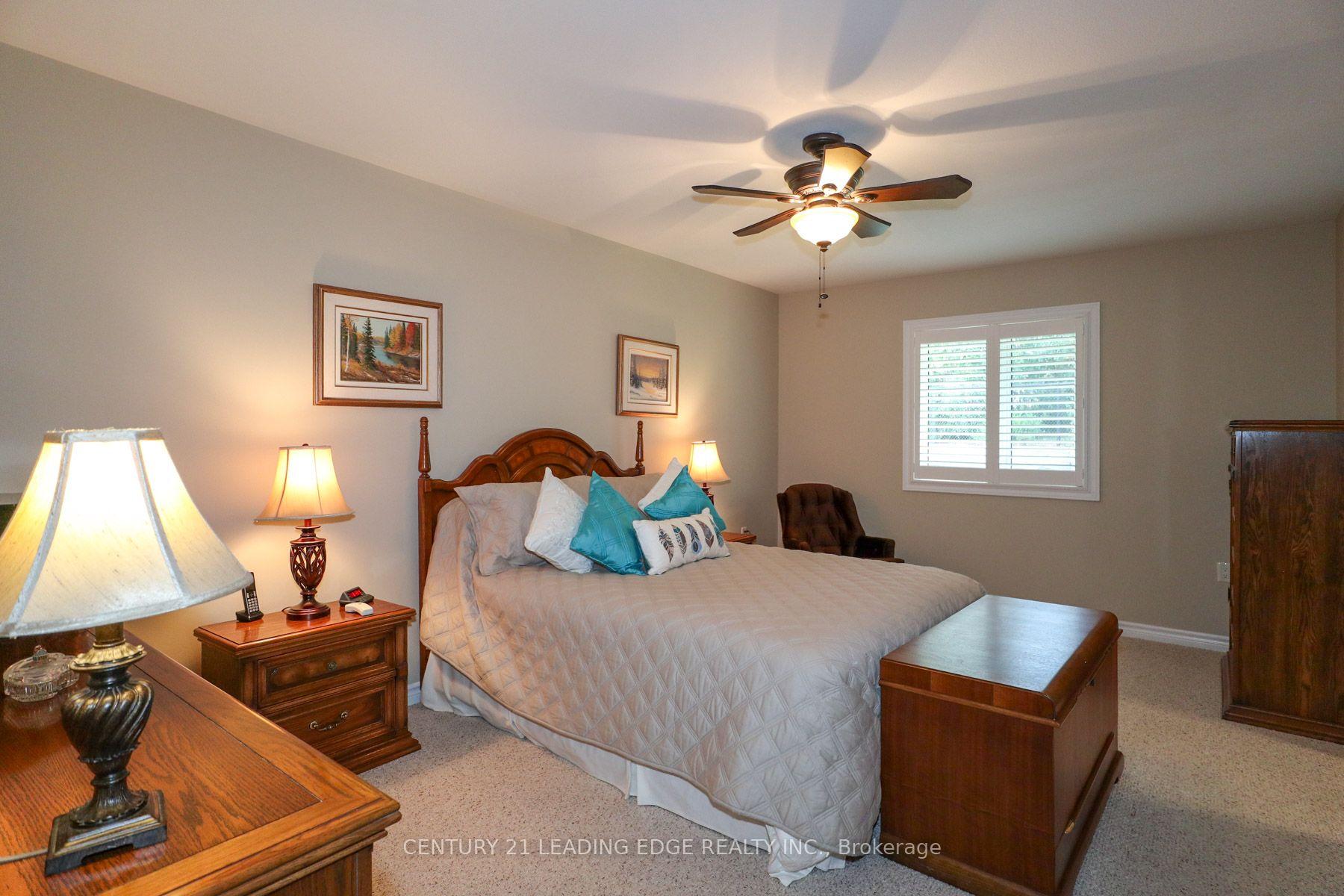 Photo 10 of Unit 100, 61 Village Crescent, Peterborough, Otonabee Ward 1 — HOMEH