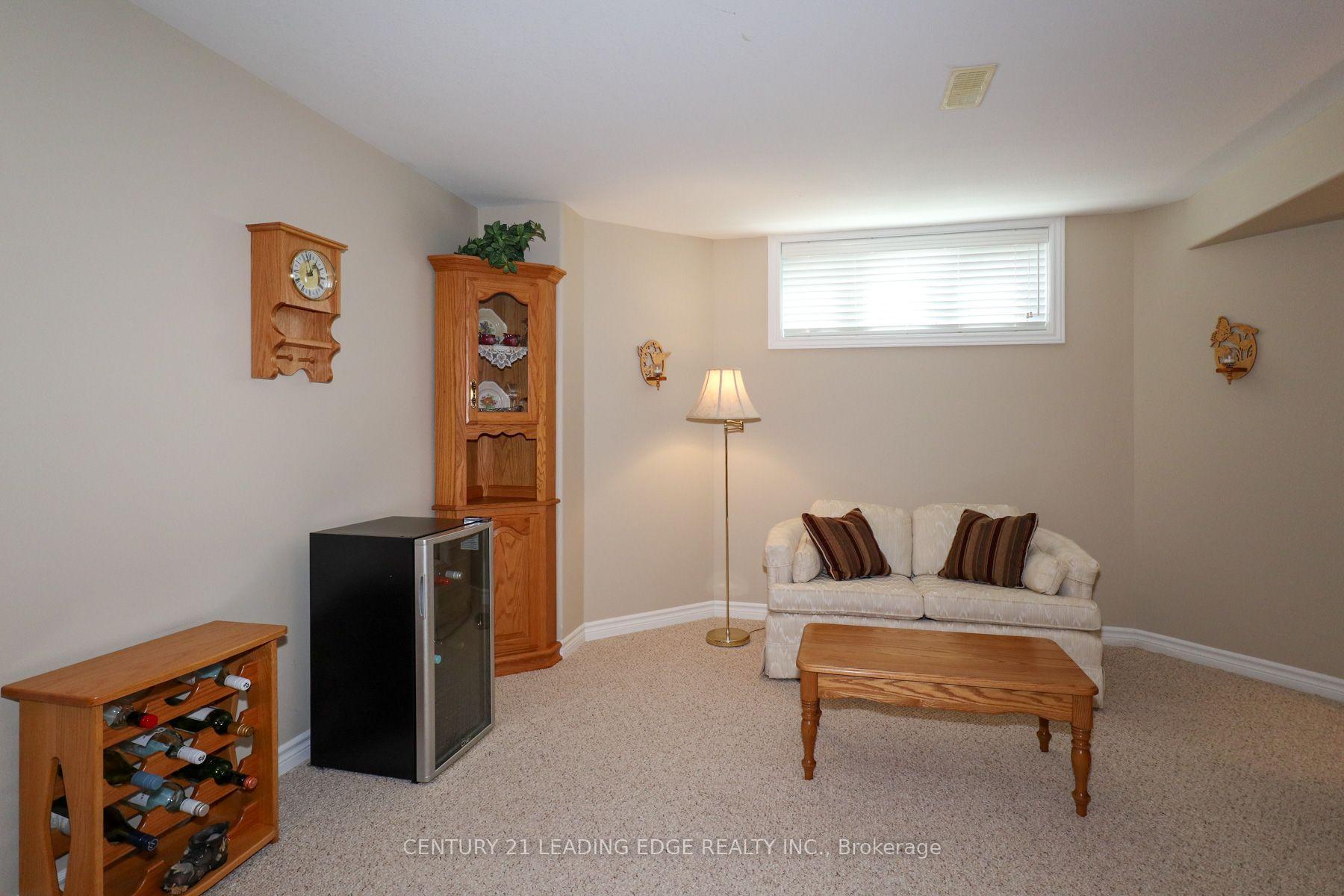 Photo 22 of Unit 100, 61 Village Crescent, Peterborough, Otonabee Ward 1 — HOMEH