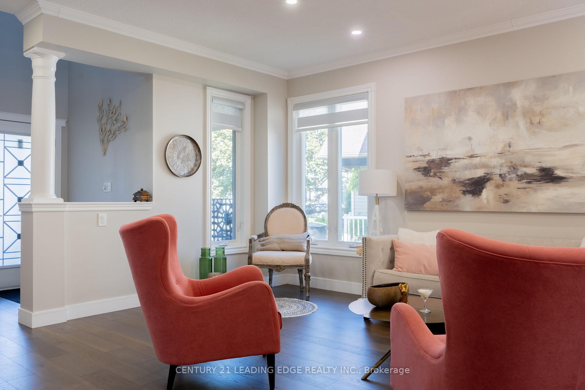 Photo 5 of 53 Ault Crescent, Whitby, Brooklin — HOMEH