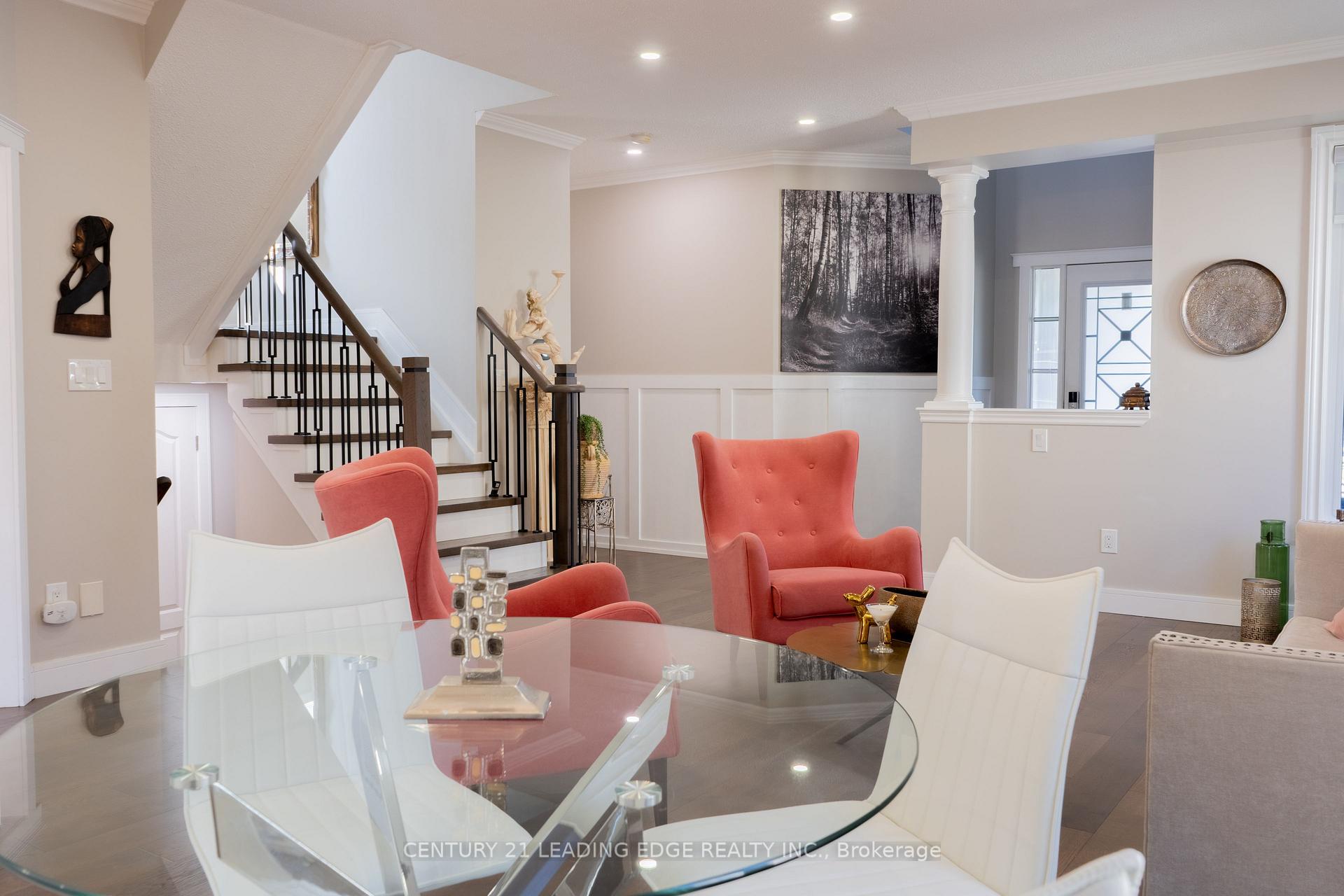 Photo 7 of 53 Ault Crescent, Whitby, Brooklin — HOMEH