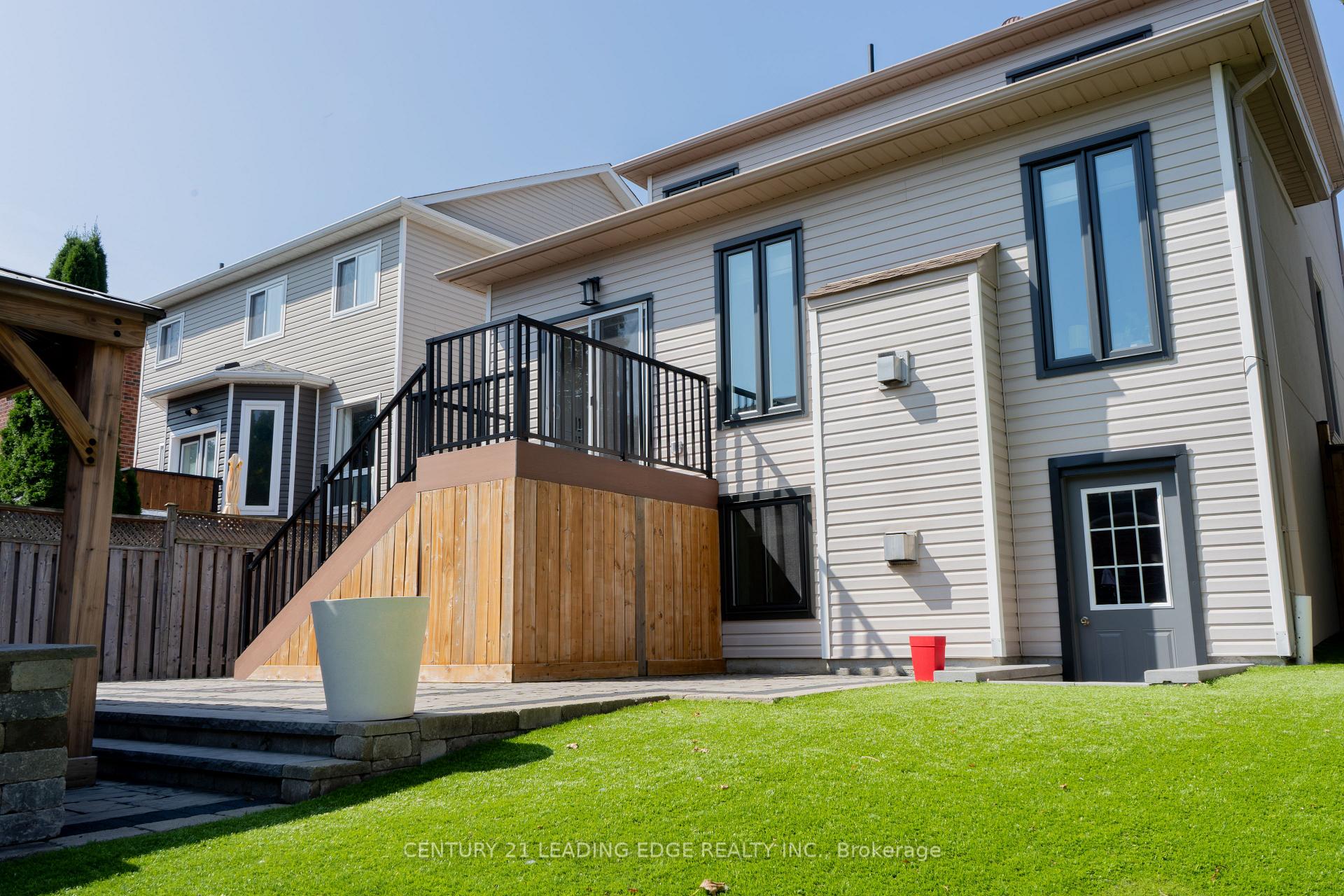 Photo 45 of 53 Ault Crescent, Whitby, Brooklin — HOMEH