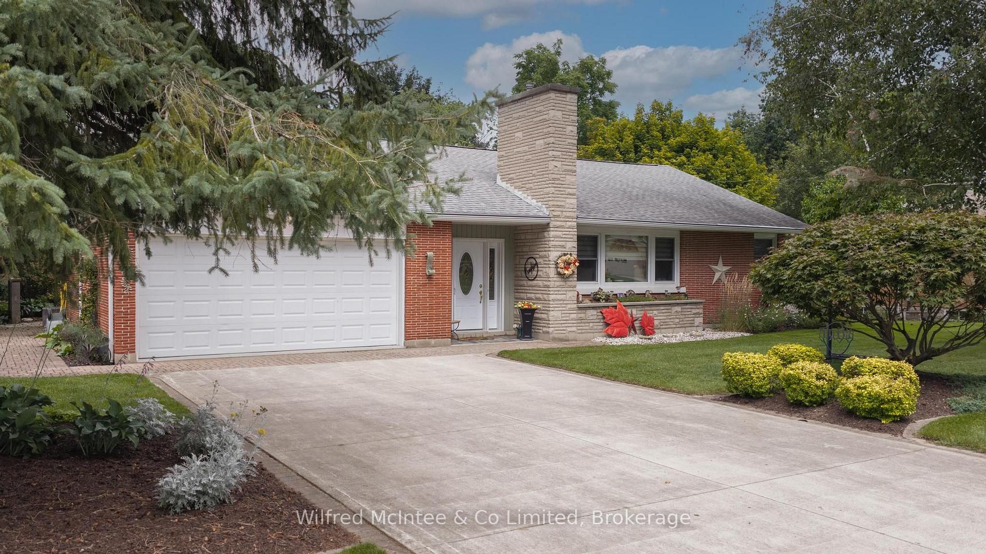 Photo of 31 Johnstone Boulevard