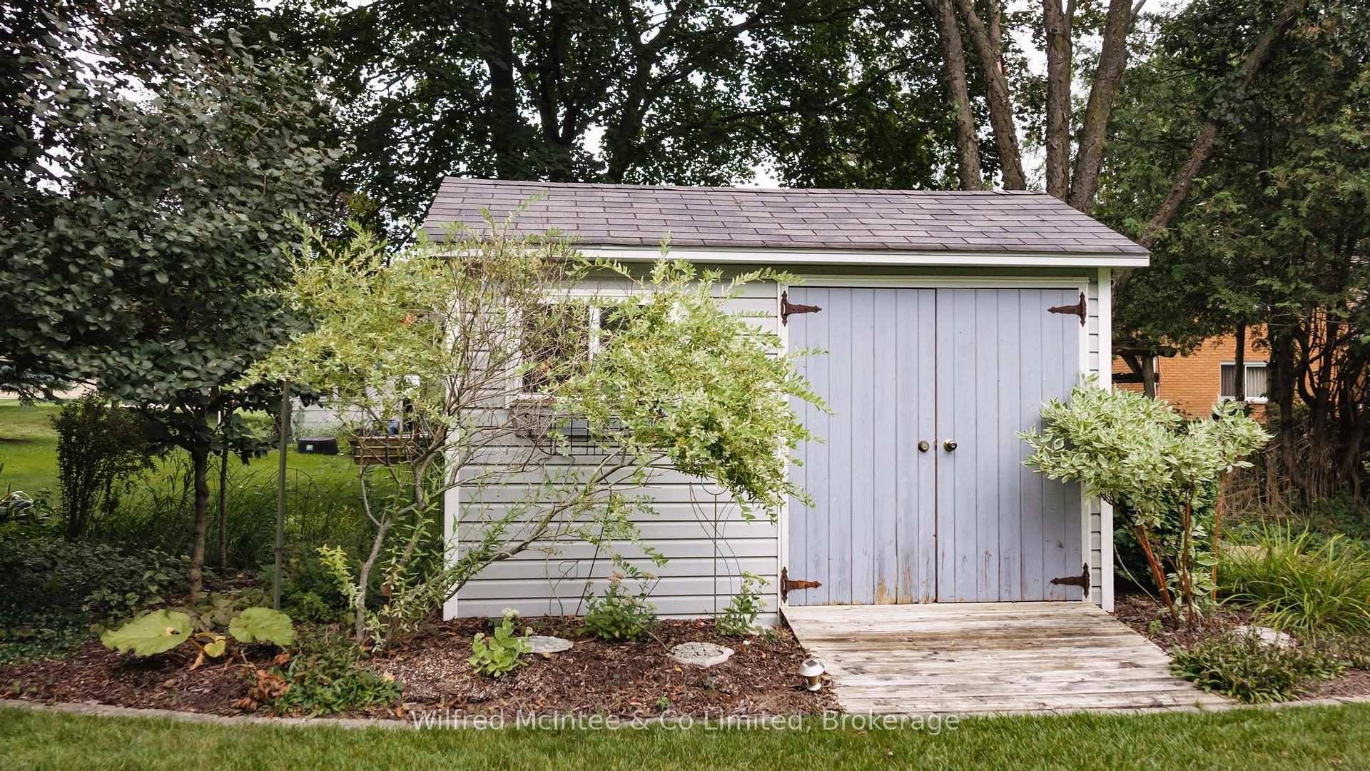 Photo 7 of 31 Johnstone Boulevard, Brockton — HOMEH