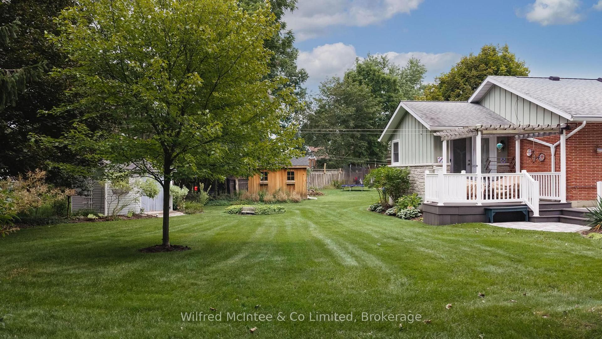 Photo 10 of 31 Johnstone Boulevard, Brockton — HOMEH