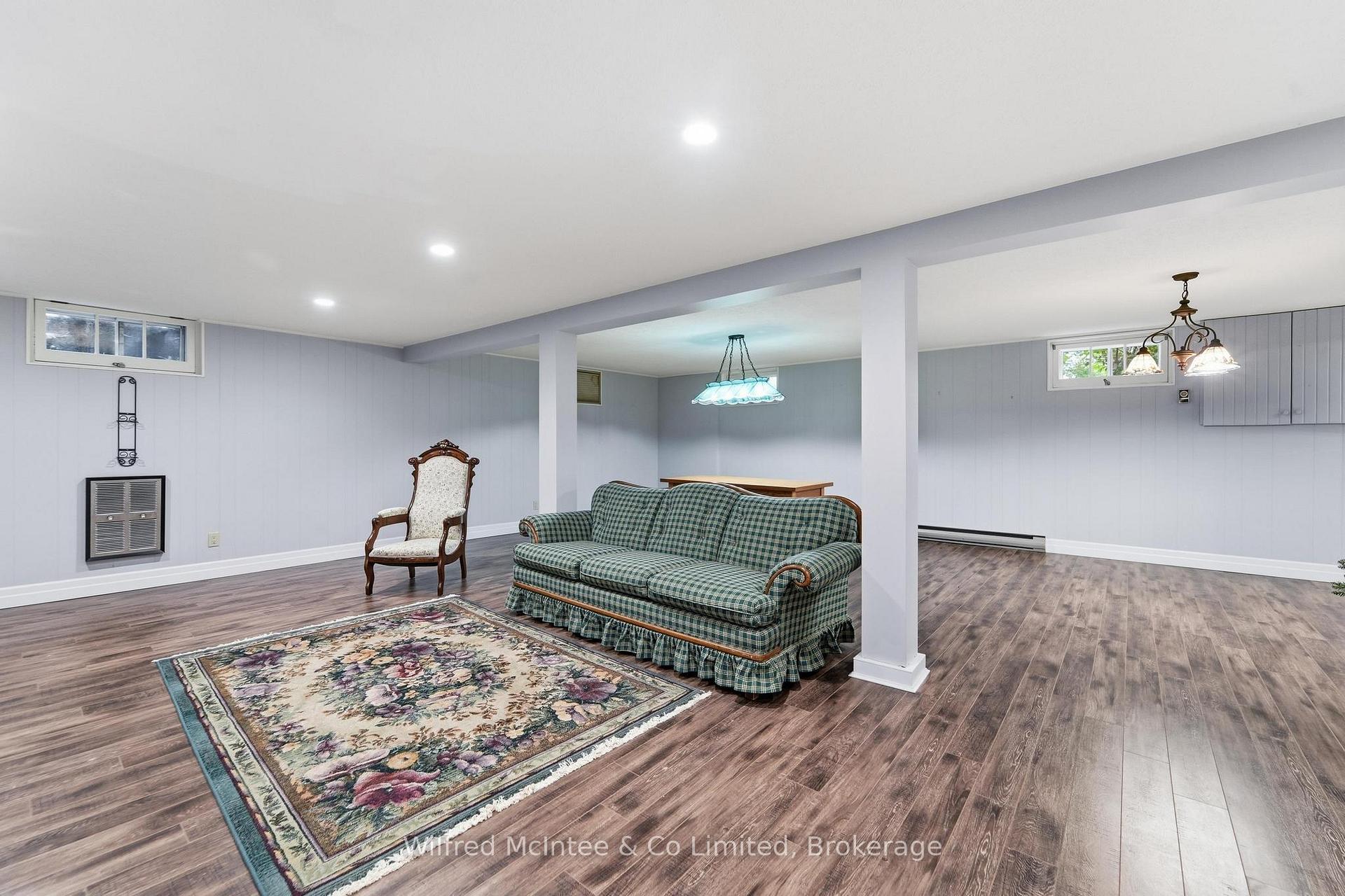 Photo 22 of 31 Johnstone Boulevard, Brockton — HOMEH