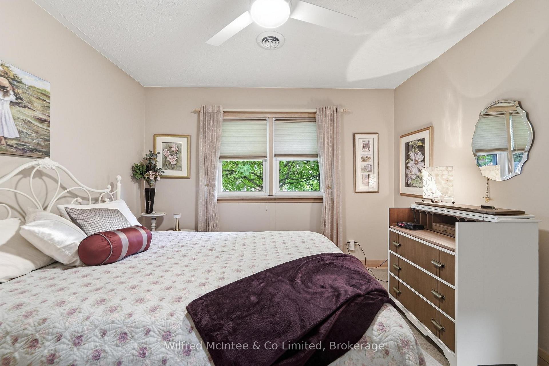 Photo 30 of 31 Johnstone Boulevard, Brockton — HOMEH