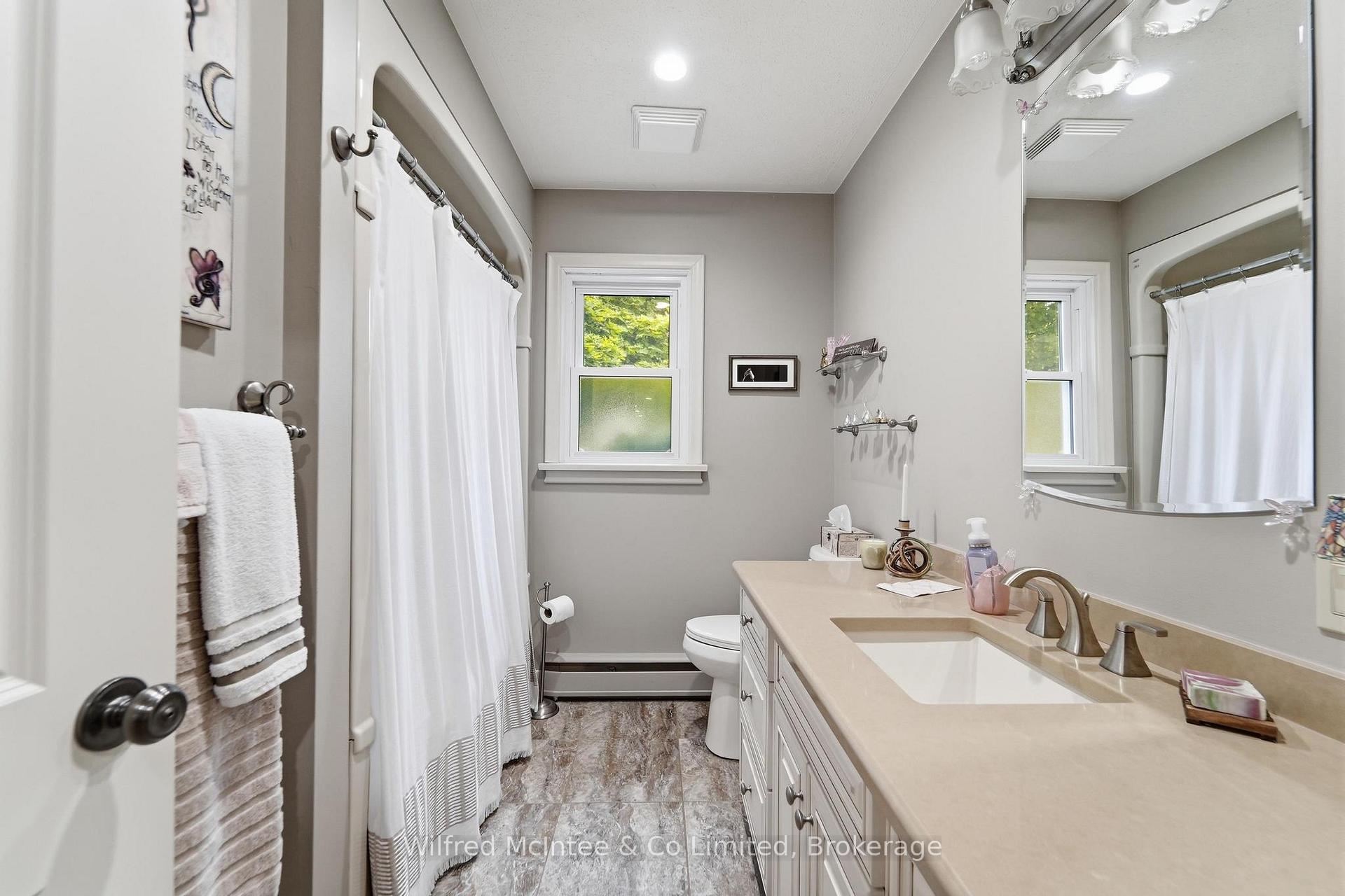 Photo 32 of 31 Johnstone Boulevard, Brockton — HOMEH