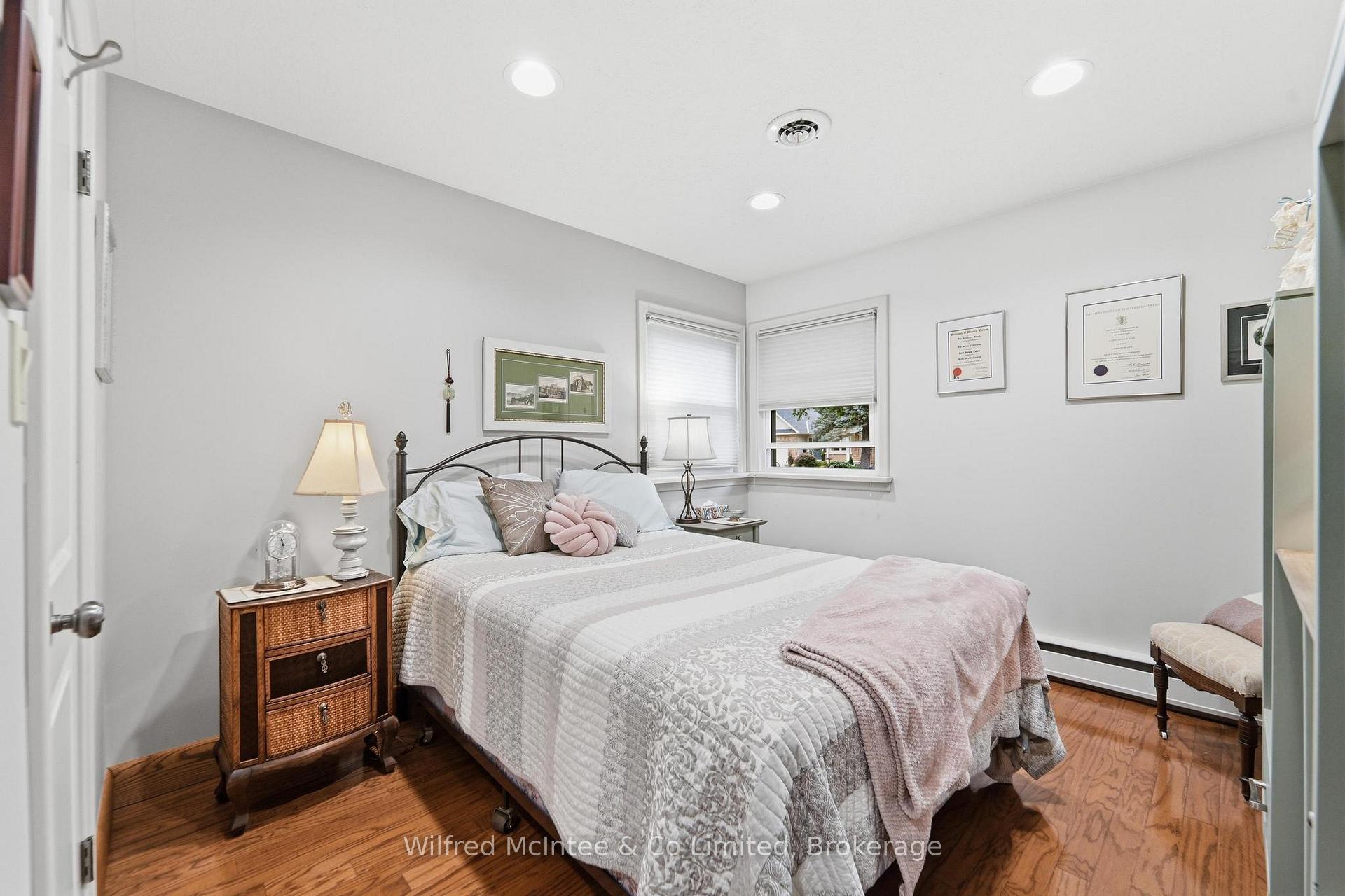 Photo 35 of 31 Johnstone Boulevard, Brockton — HOMEH