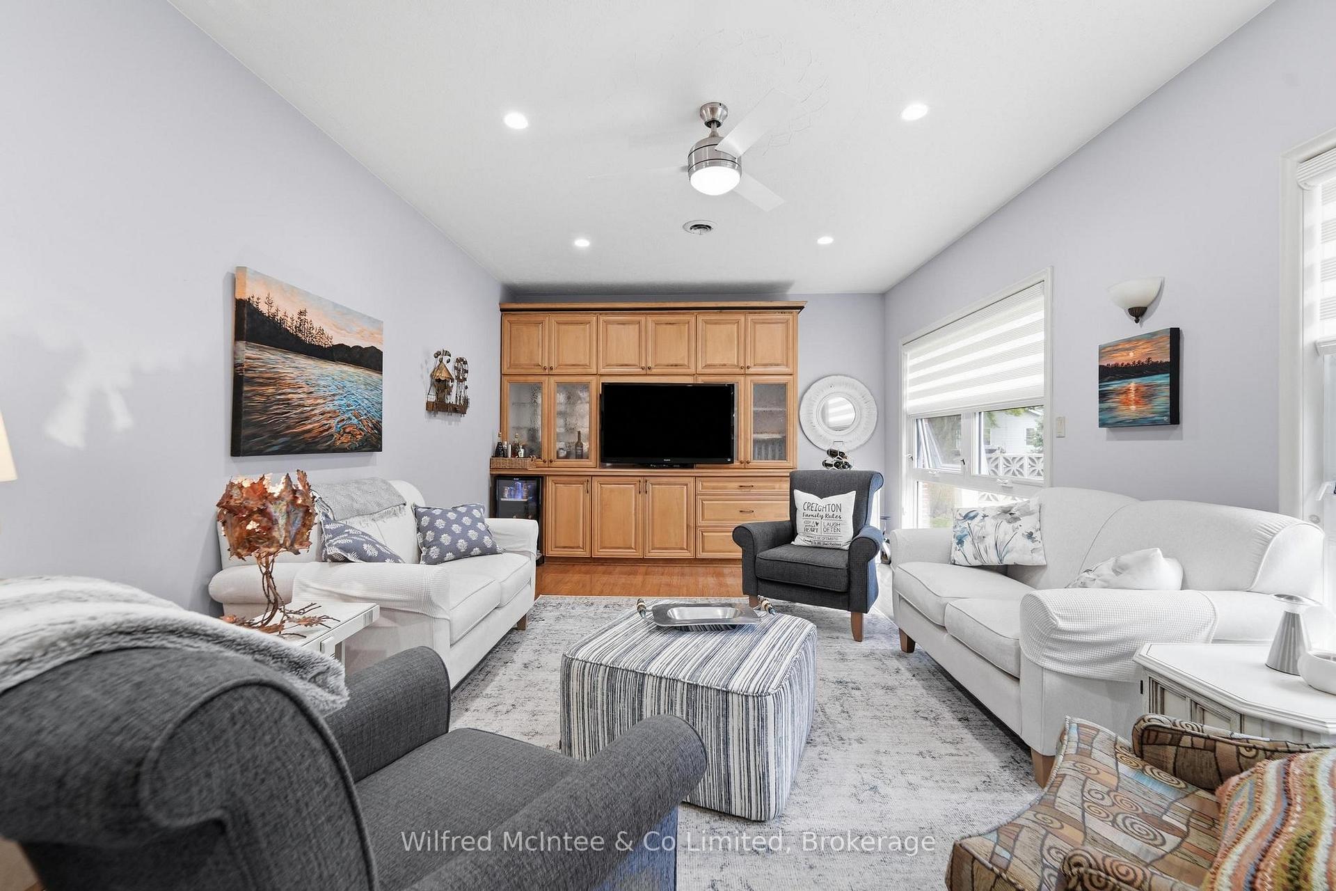 Photo 48 of 31 Johnstone Boulevard, Brockton — HOMEH