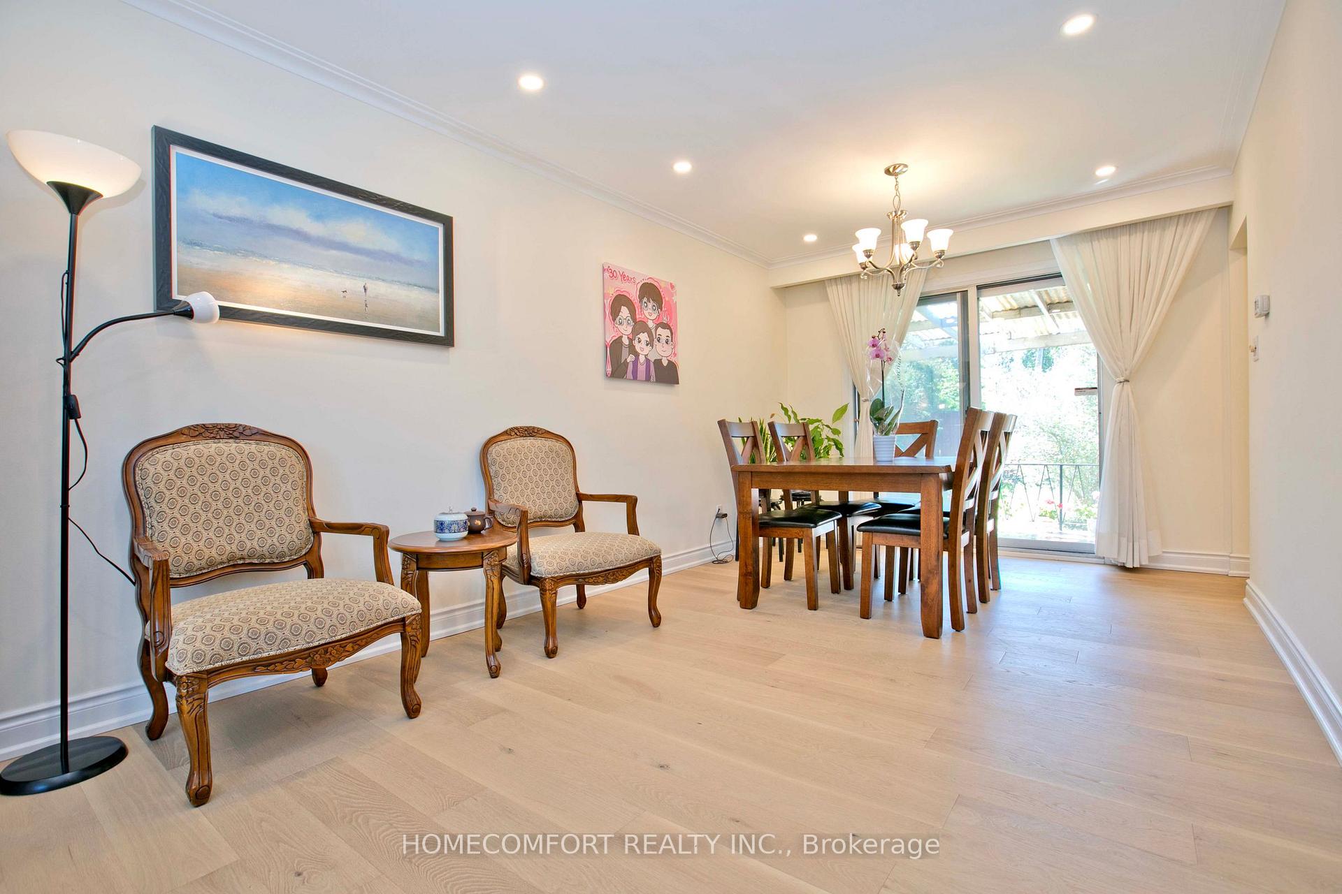 Photo 6 of Unit Upper, 19 Oldborough Circle, North York, Don Valley Village — HOMEH