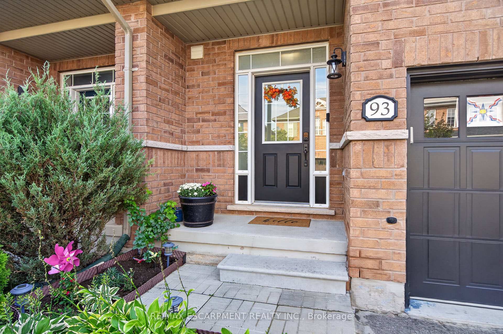 Photo 2 of Unit 93, 651 Farmstead Drive, Milton, Willmott — HOMEH