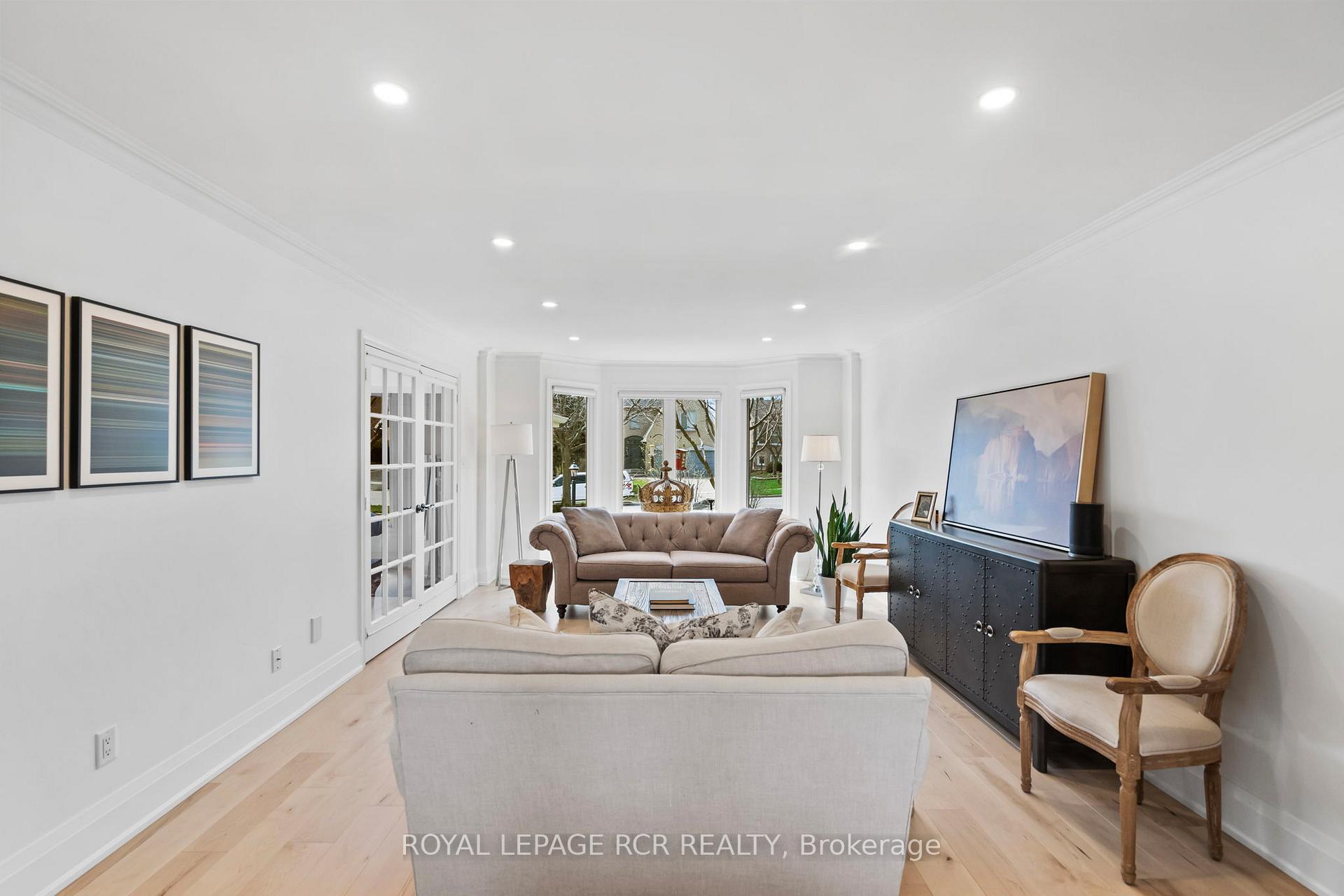 Photo 7 of 409 Alex Doner Drive, Newmarket, Glenway Estates — HOMEH
