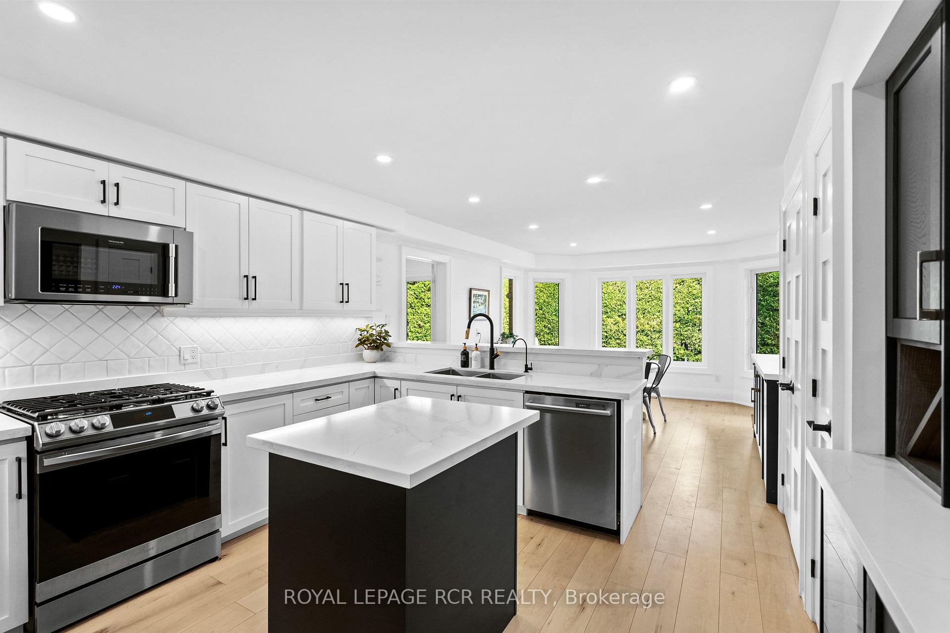 Photo 10 of 409 Alex Doner Drive, Newmarket, Glenway Estates — HOMEH