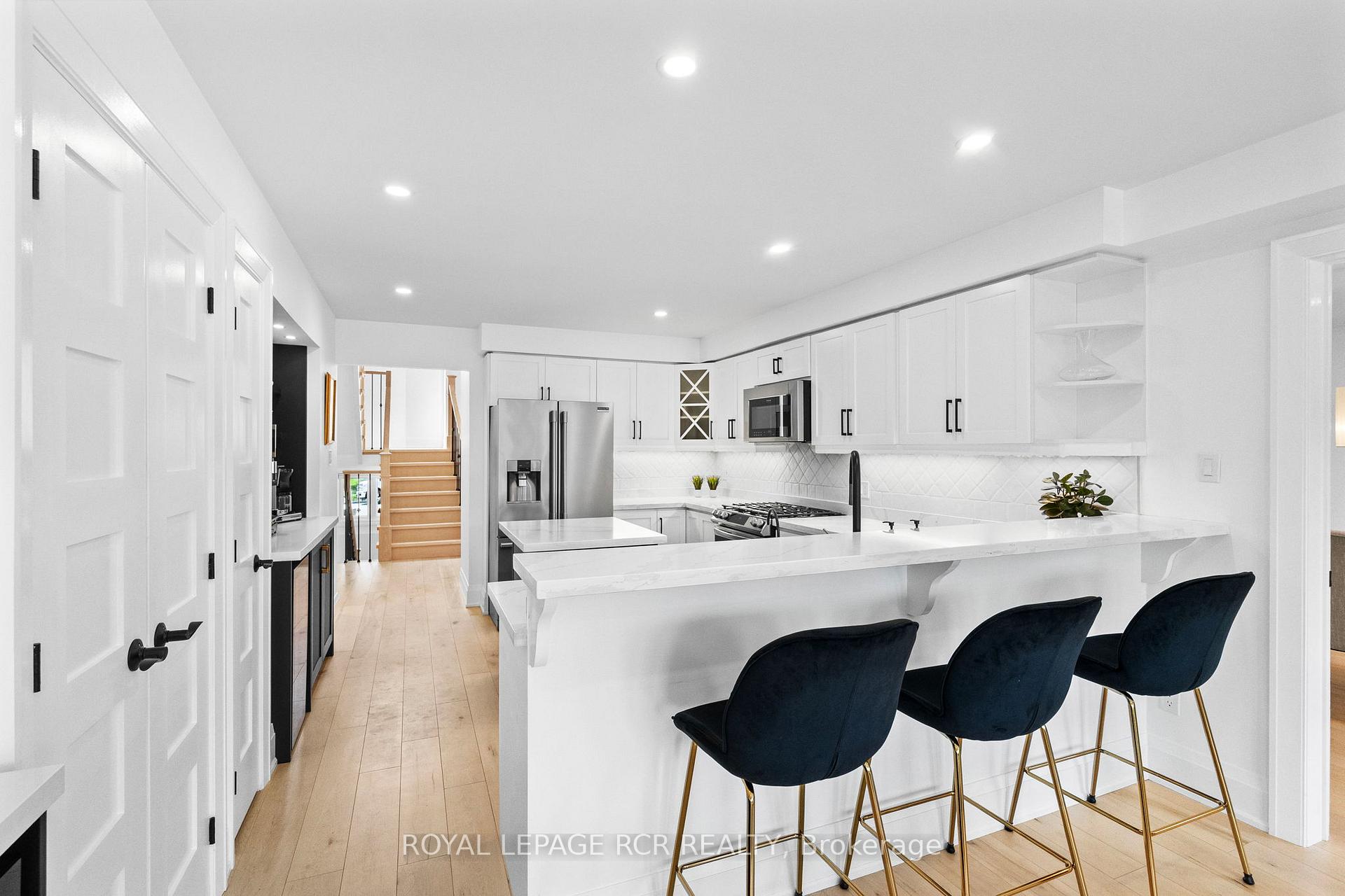 Photo 13 of 409 Alex Doner Drive, Newmarket, Glenway Estates — HOMEH
