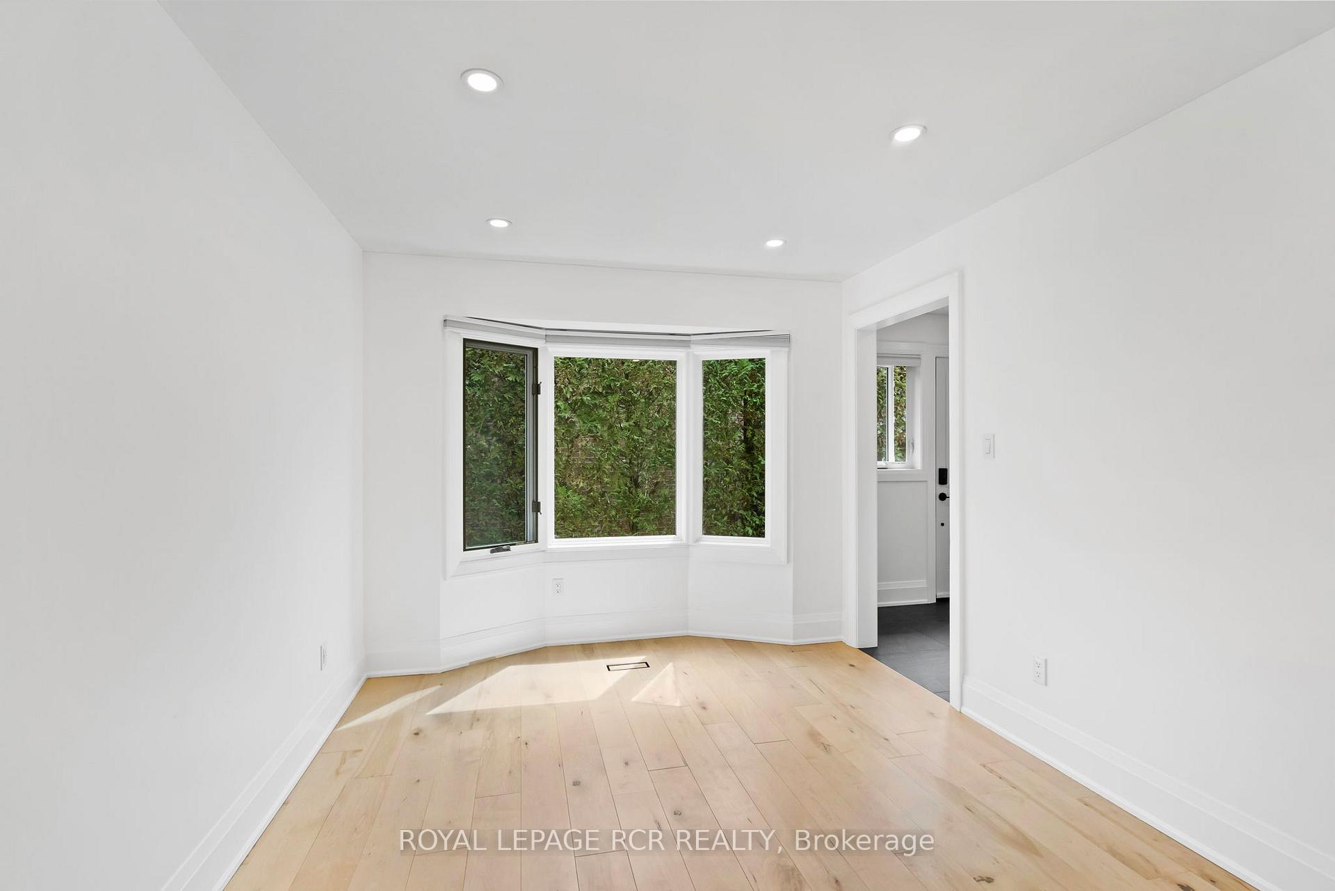 Photo 37 of 409 Alex Doner Drive, Newmarket, Glenway Estates — HOMEH