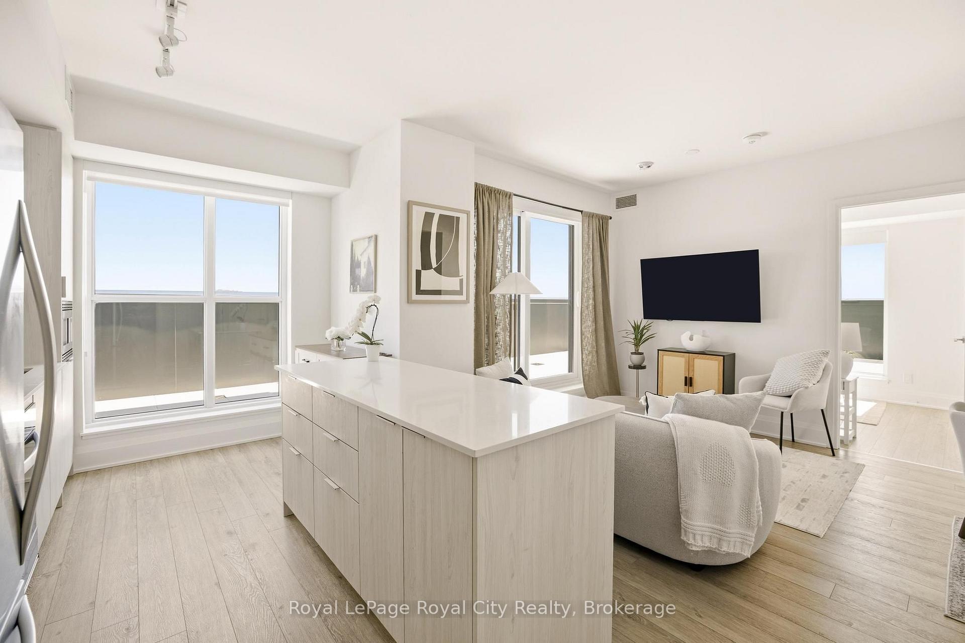 Photo of Unit 604, 3071 Trafalgar Road