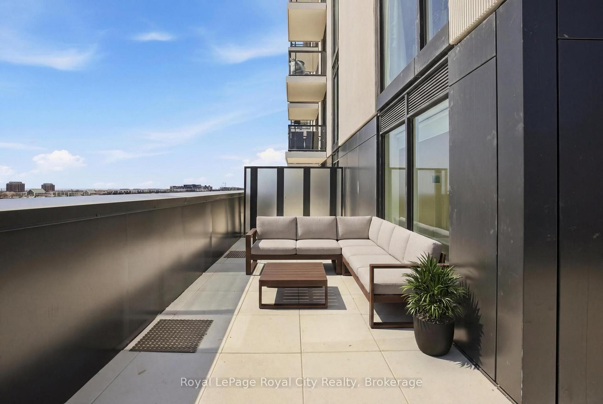 Photo 5 of Unit 604, 3071 Trafalgar Road, Oakville, Joshua Meadows — HOMEH