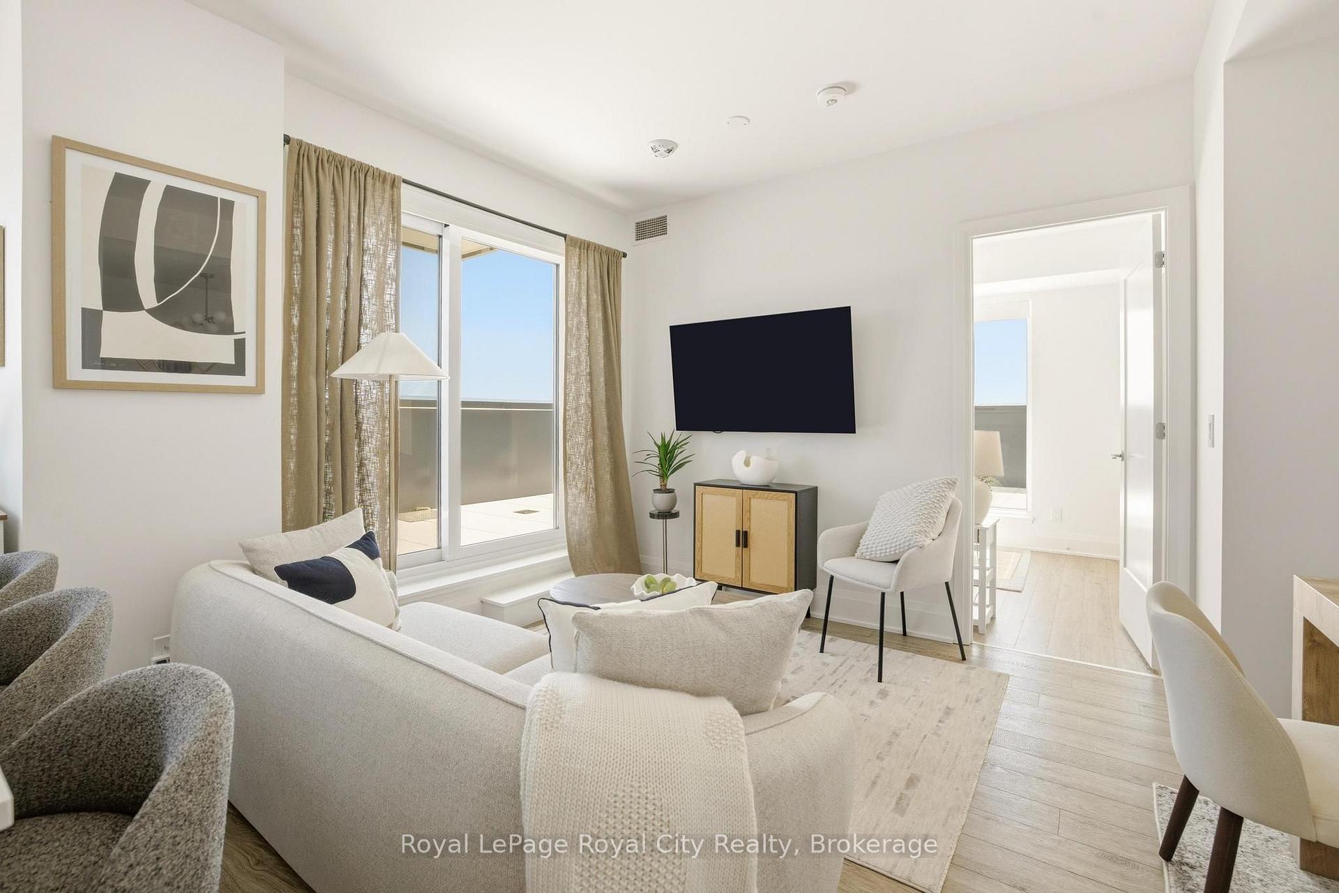 Photo 19 of Unit 604, 3071 Trafalgar Road, Oakville, Joshua Meadows — HOMEH