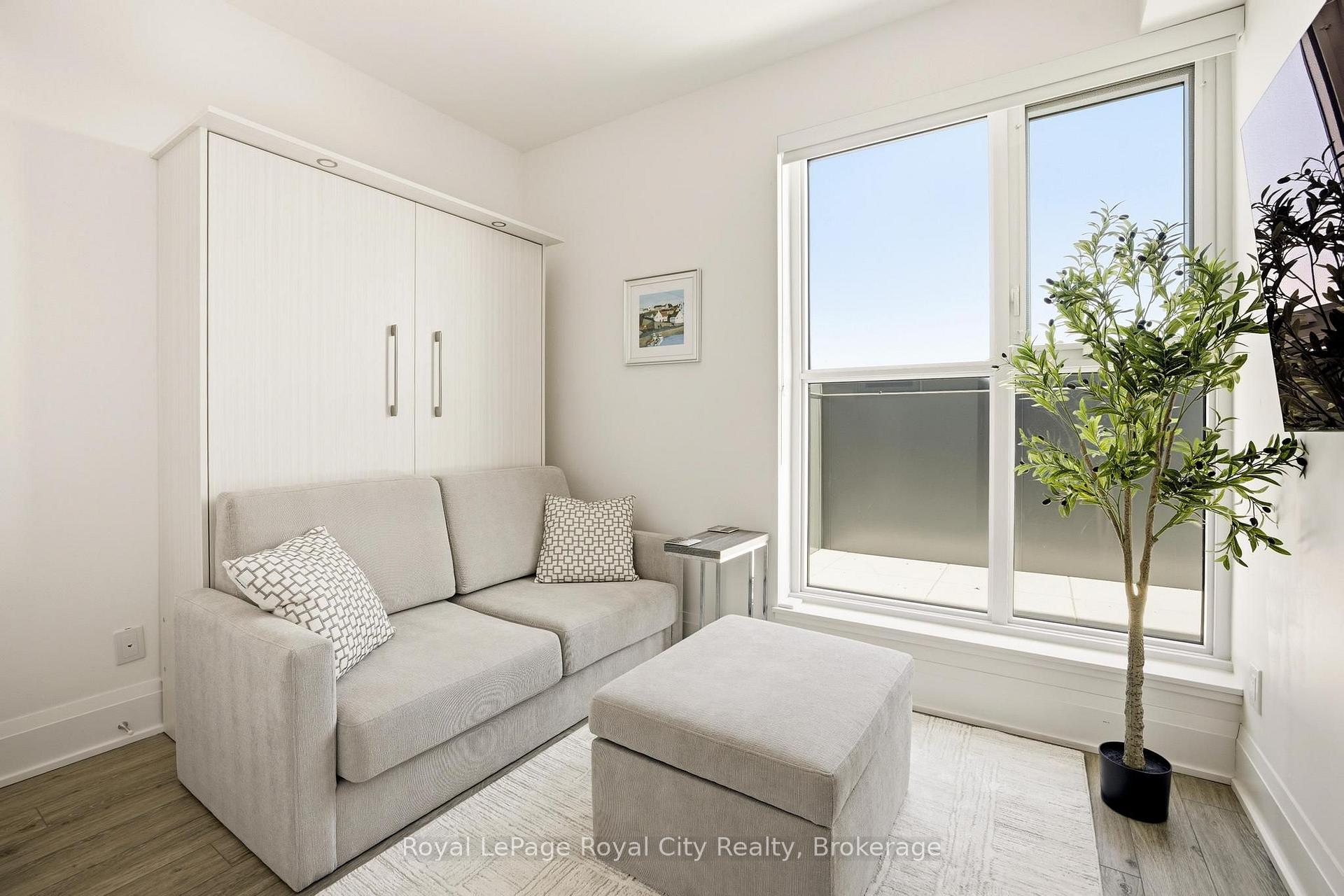 Photo 25 of Unit 604, 3071 Trafalgar Road, Oakville, Joshua Meadows — HOMEH