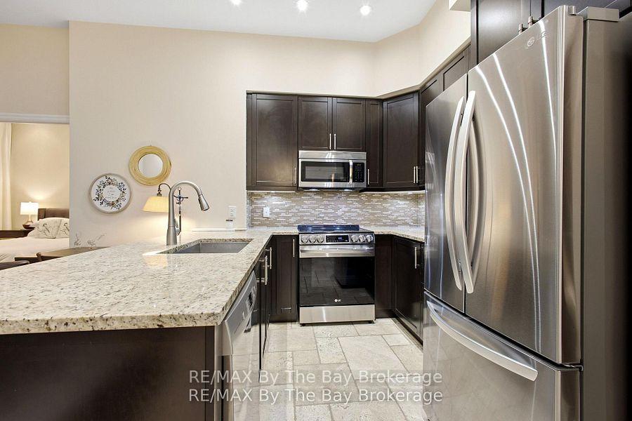 Photo 5 of Unit 112, 111 Civic Square Gate, Aurora, Bayview Wellington — HOMEH