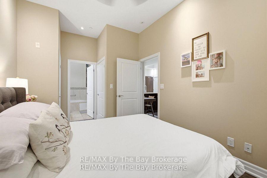 Photo 12 of Unit 112, 111 Civic Square Gate, Aurora, Bayview Wellington — HOMEH