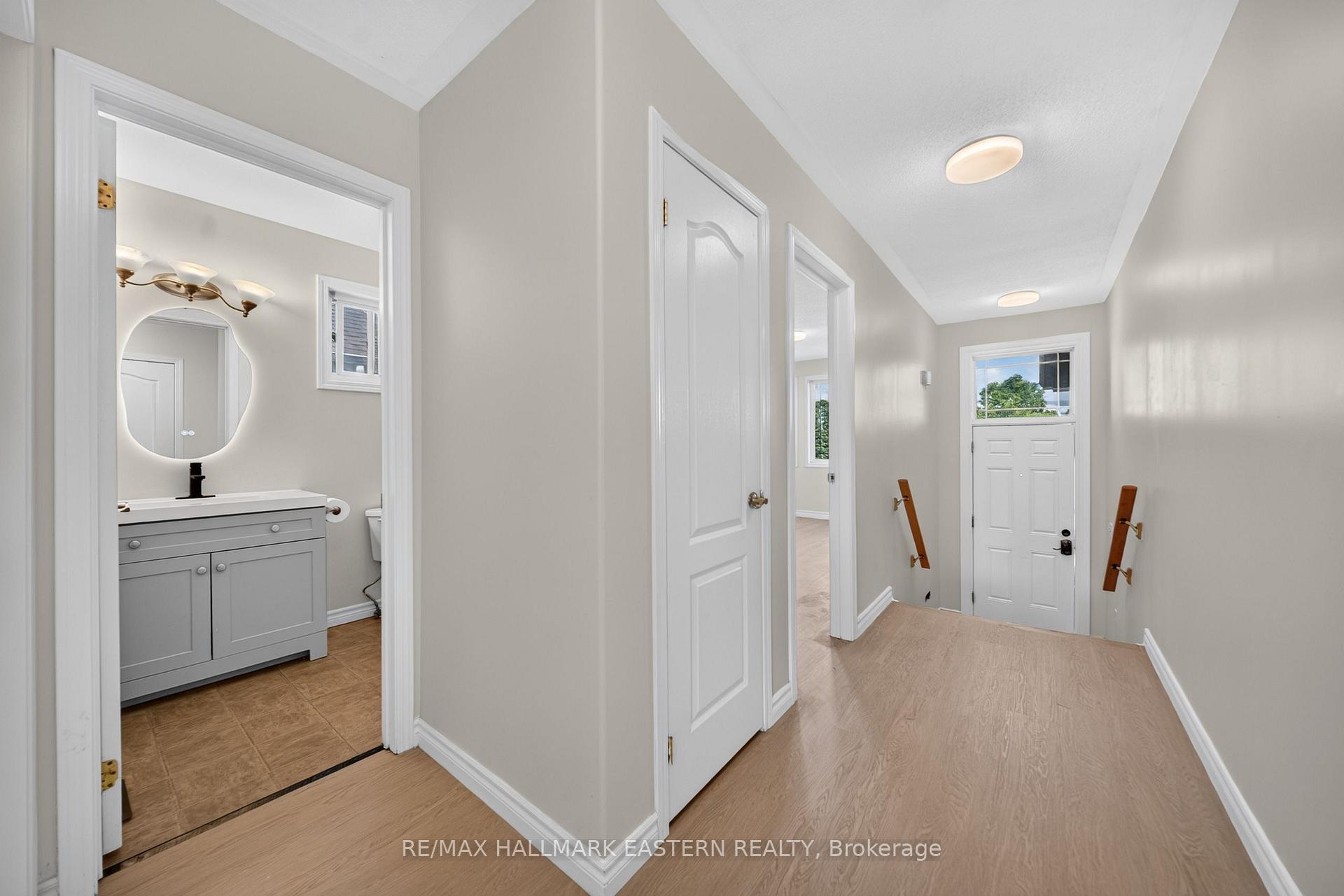Photo 10 of 656 Clancy Crescent, Peterborough, Otonabee Ward 1 — HOMEH