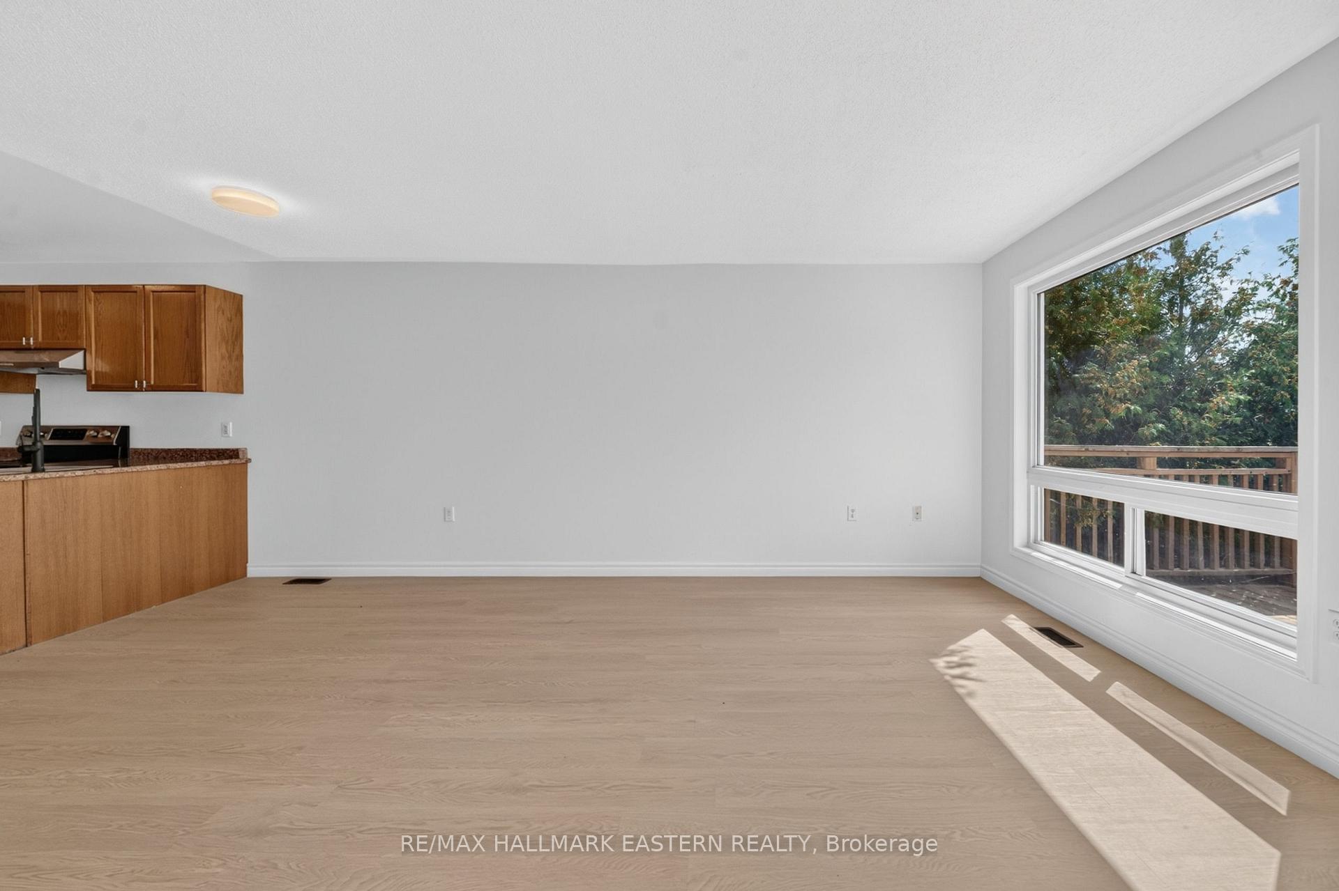 Photo 15 of 656 Clancy Crescent, Peterborough, Otonabee Ward 1 — HOMEH