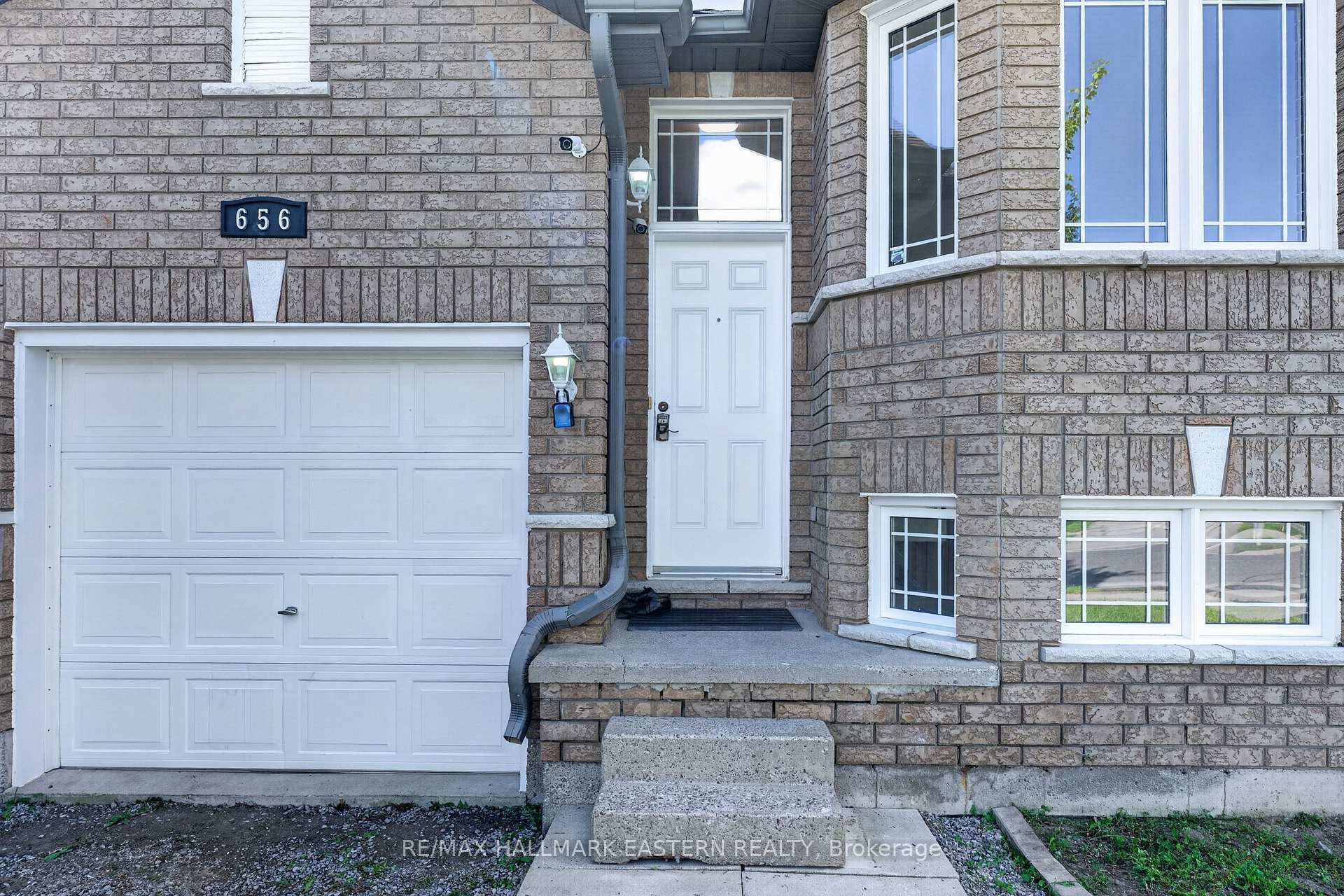 Photo 40 of 656 Clancy Crescent, Peterborough, Otonabee Ward 1 — HOMEH