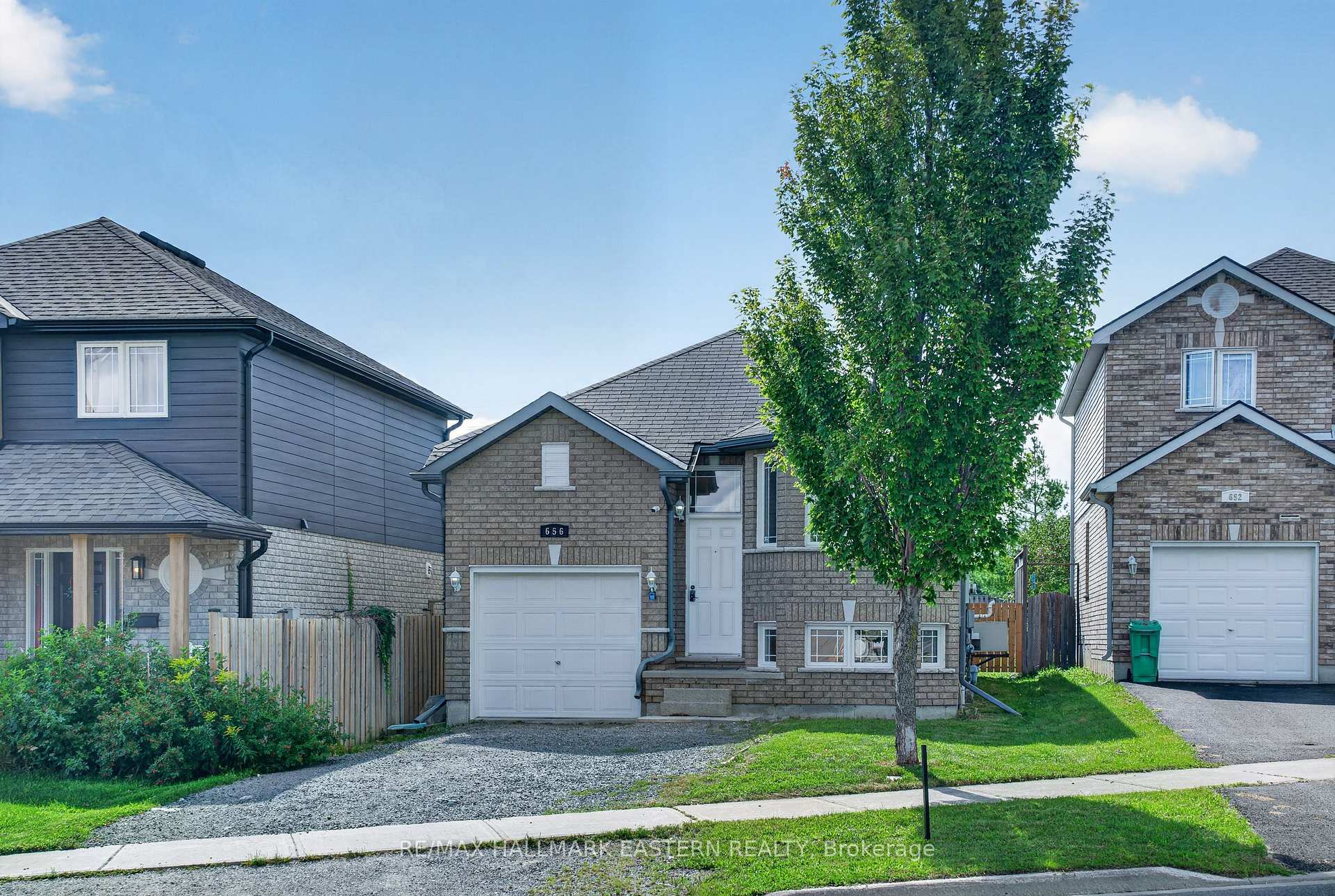 Photo 41 of 656 Clancy Crescent, Peterborough, Otonabee Ward 1 — HOMEH