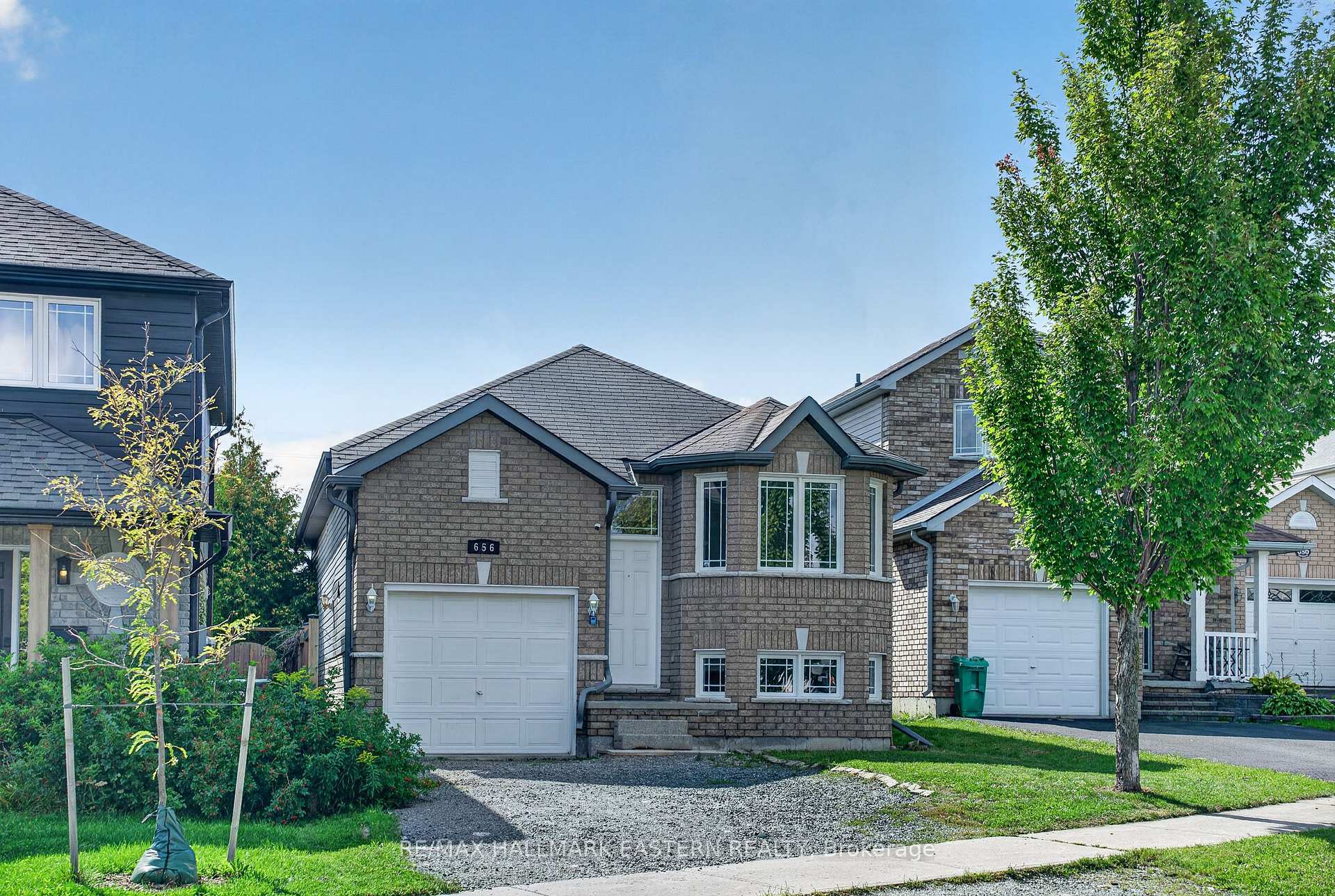 Photo 42 of 656 Clancy Crescent, Peterborough, Otonabee Ward 1 — HOMEH