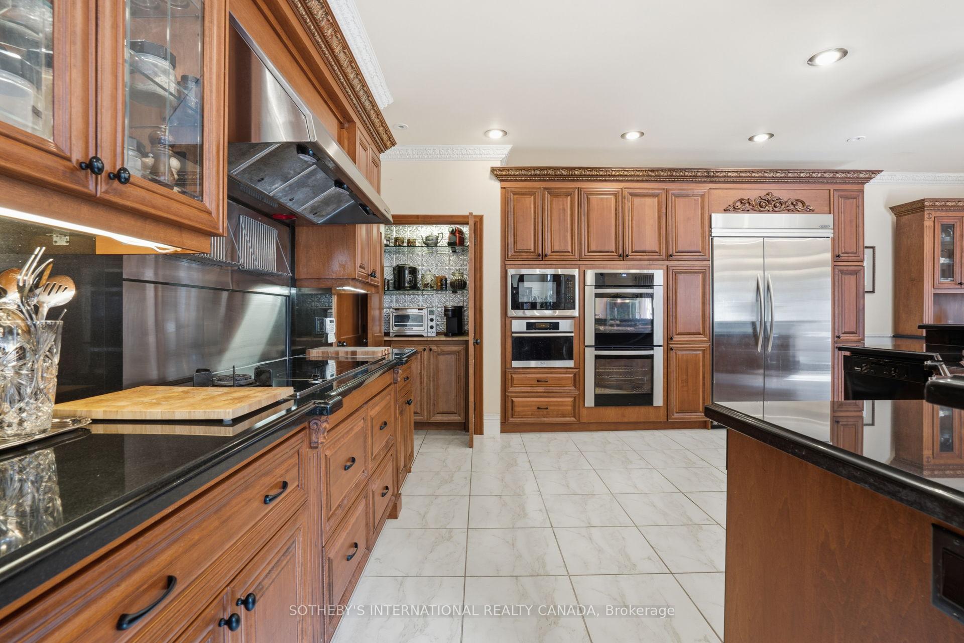 Photo 15 of 55 Pine Ridge Drive, Scarborough, Cliffcrest — HOMEH
