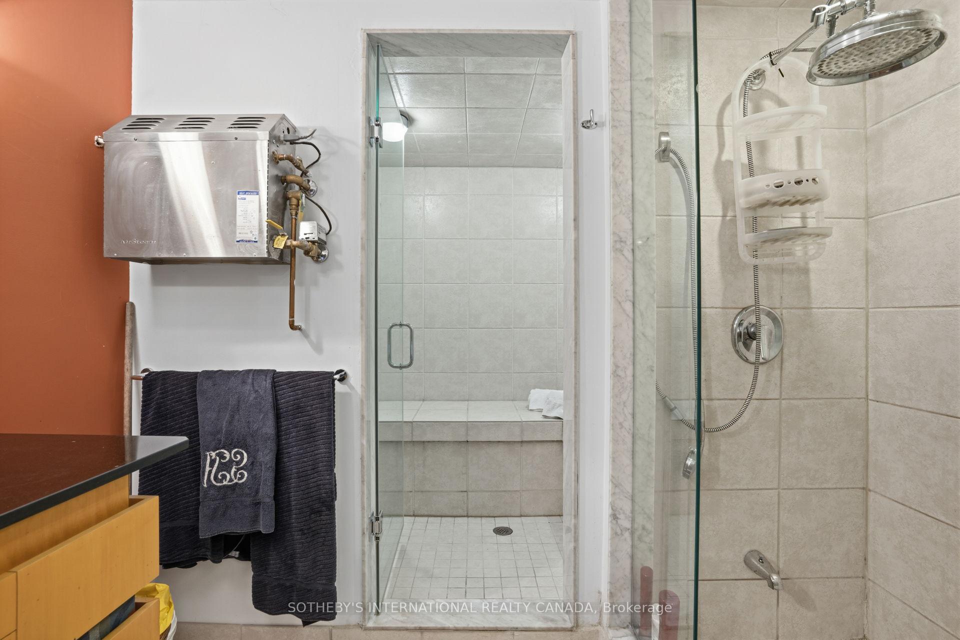 Photo 34 of 55 Pine Ridge Drive, Scarborough, Cliffcrest — HOMEH