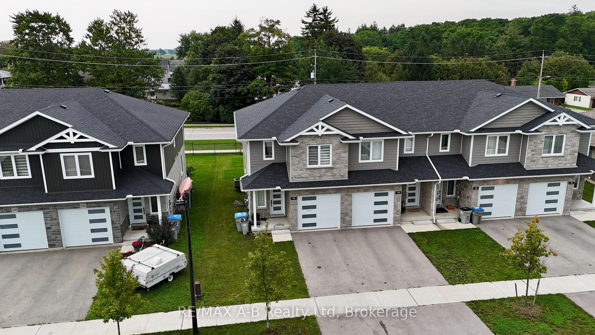 Photo 3 of 192 Hooper Street, St. Marys — HOMEH