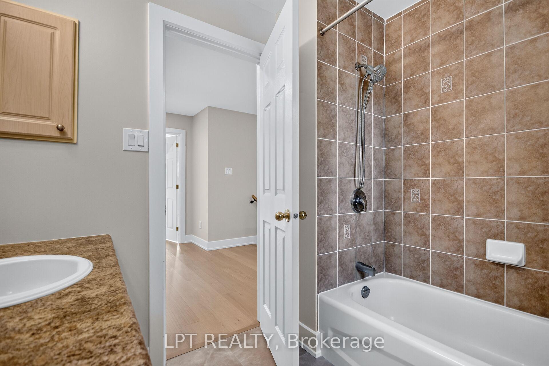Photo 17 of 97 Black Bear Way, Ottawa, Stittsville (South) — HOMEH