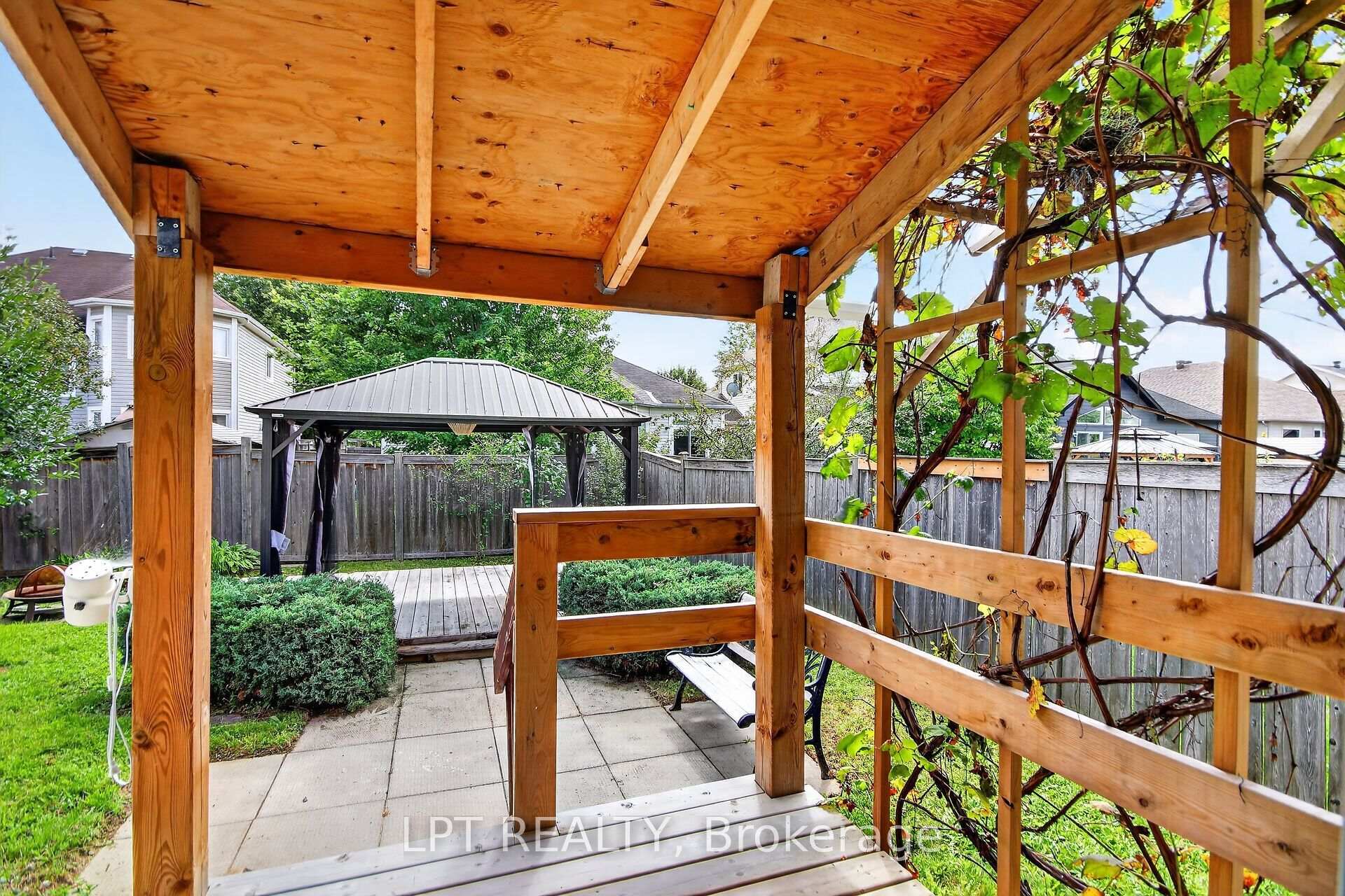 Photo 34 of 97 Black Bear Way, Ottawa, Stittsville (South) — HOMEH