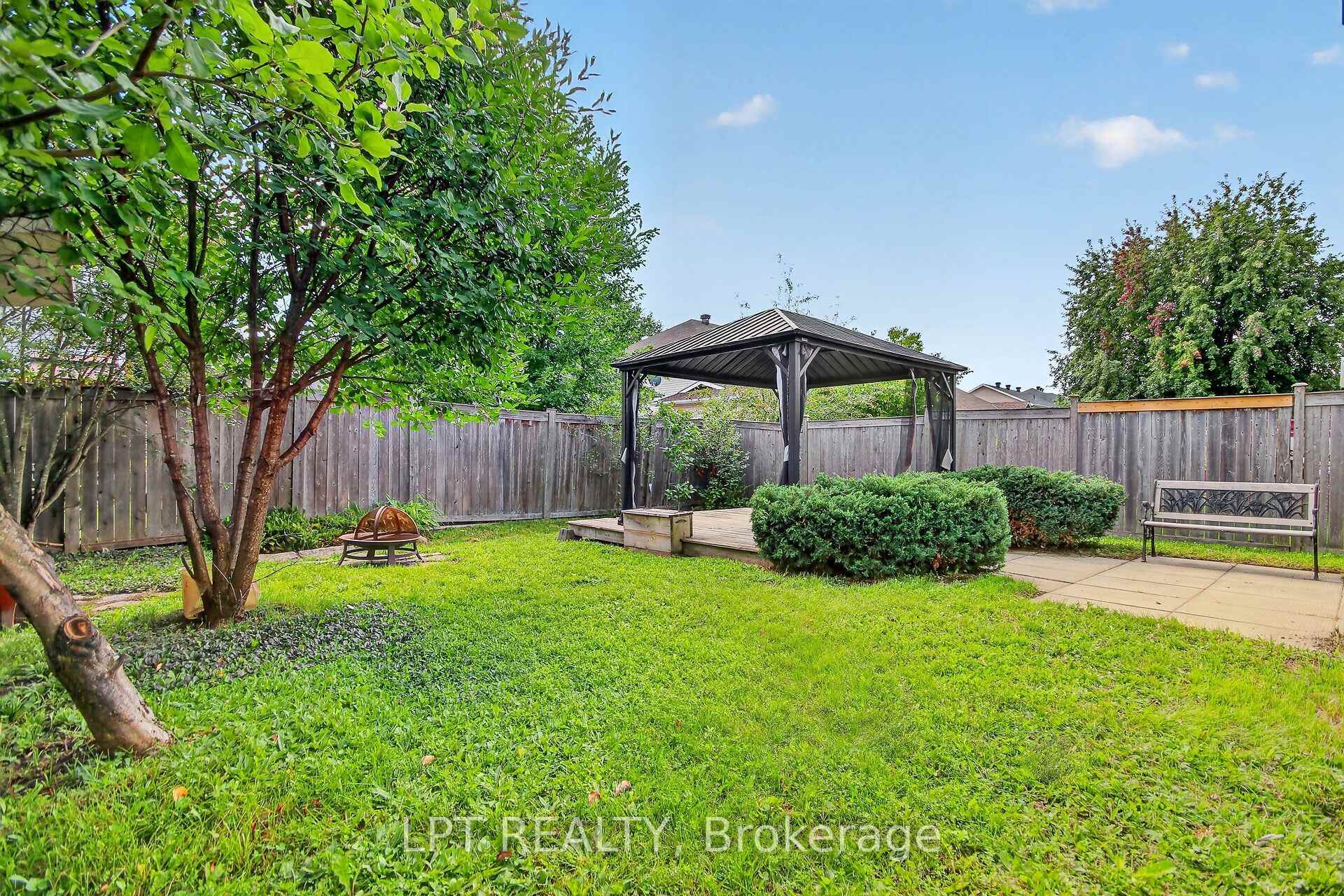 Photo 37 of 97 Black Bear Way, Ottawa, Stittsville (South) — HOMEH