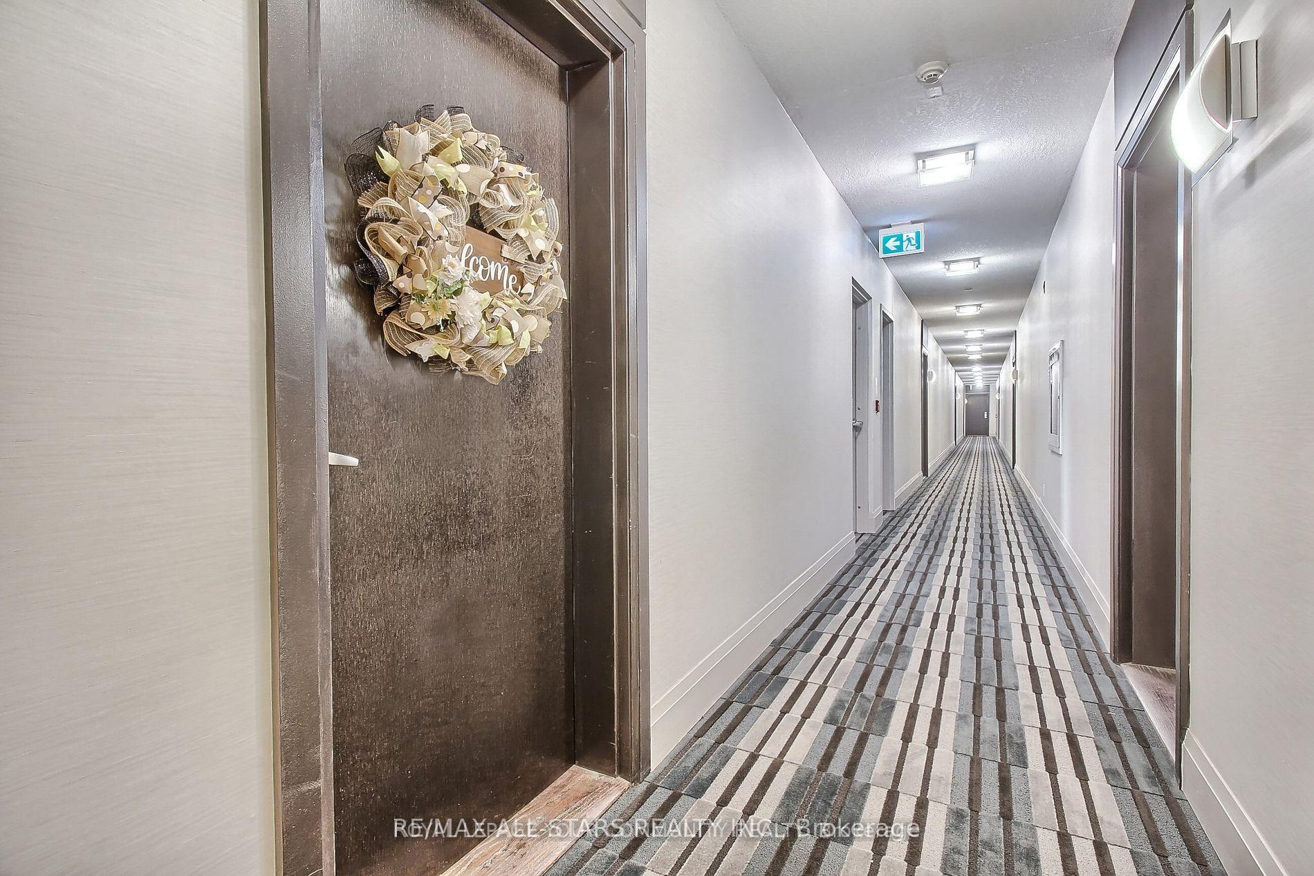 Photo 7 of Unit 609, 15277 Yonge Street S, Aurora, Aurora Village — HOMEH